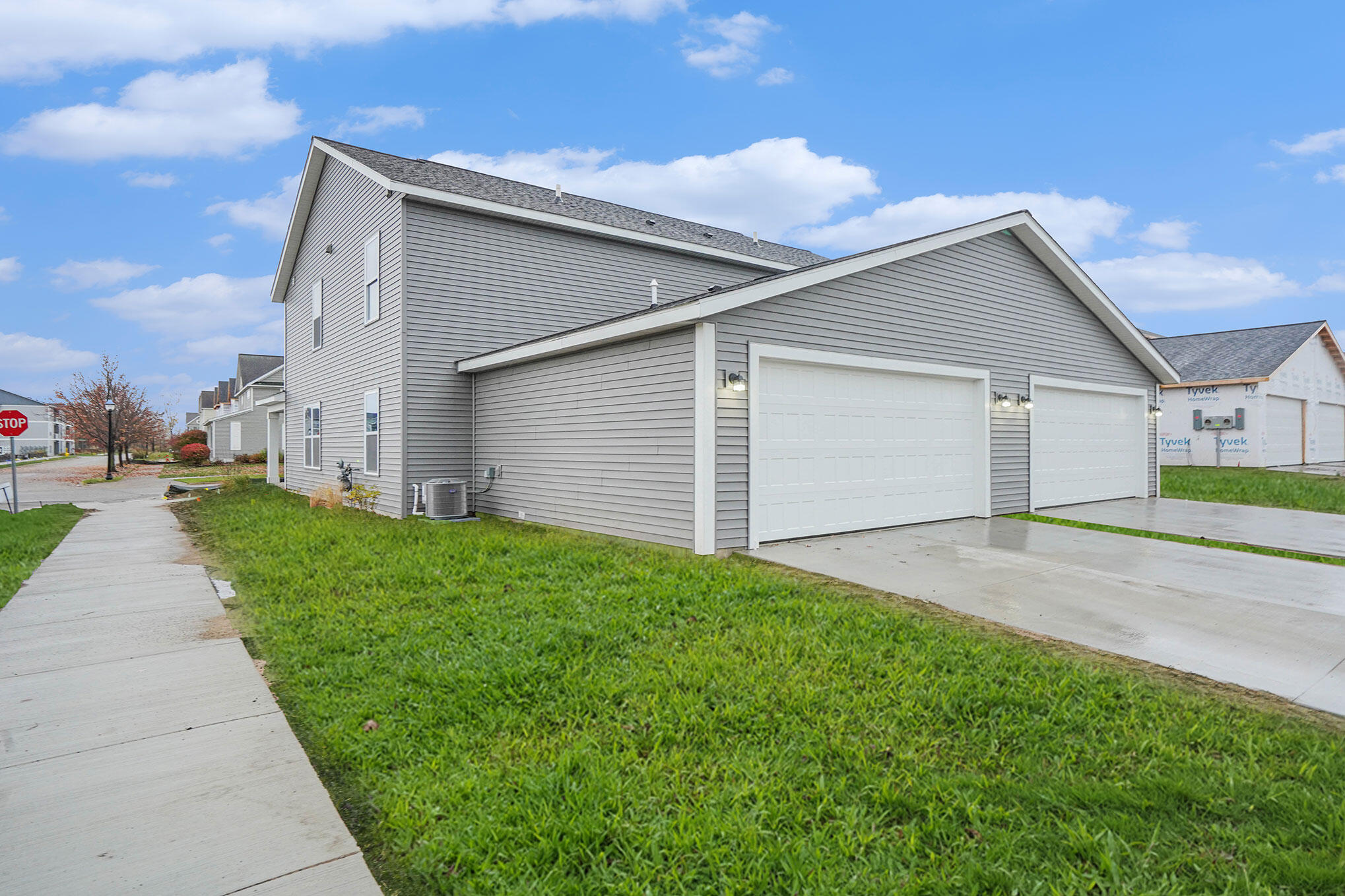 832 Winchester Street