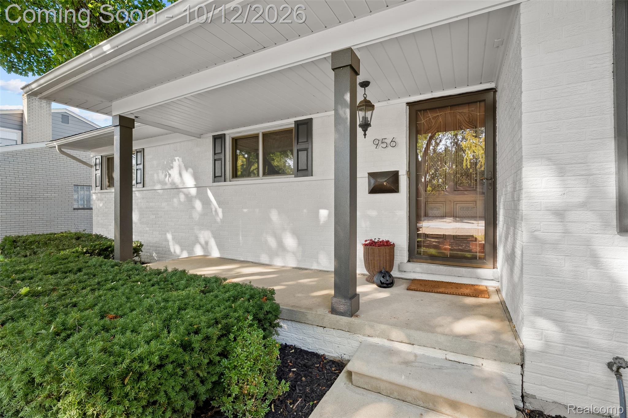 956 Blairmoor Court