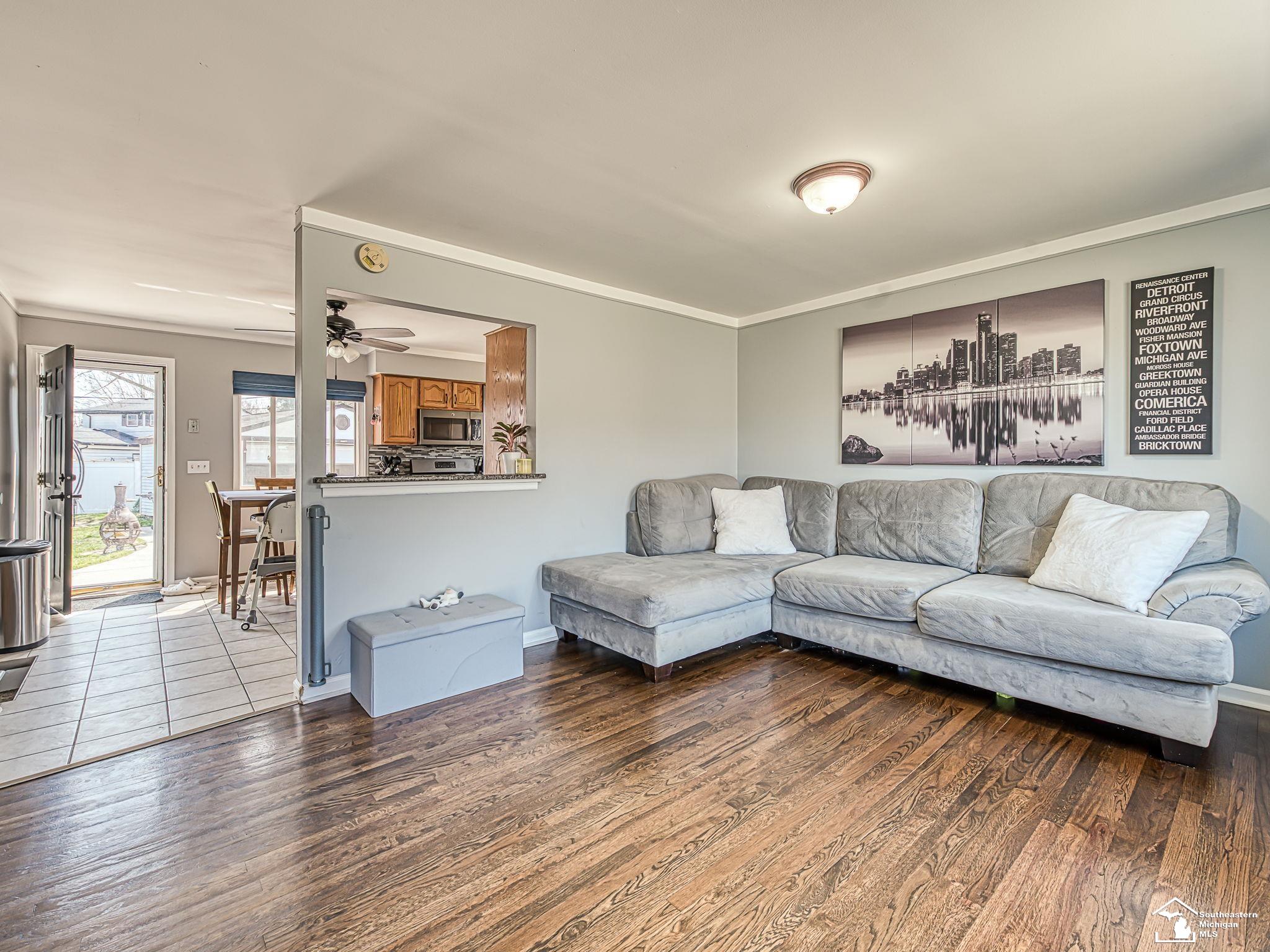 11065 Katherine Street