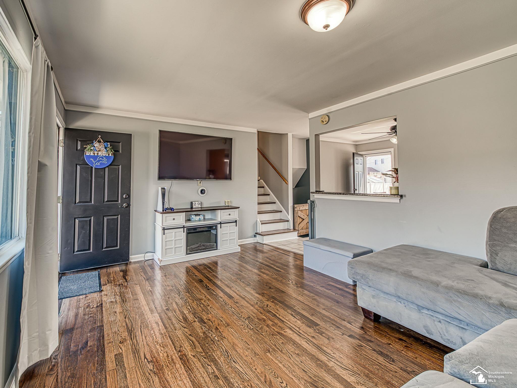 11065 Katherine Street