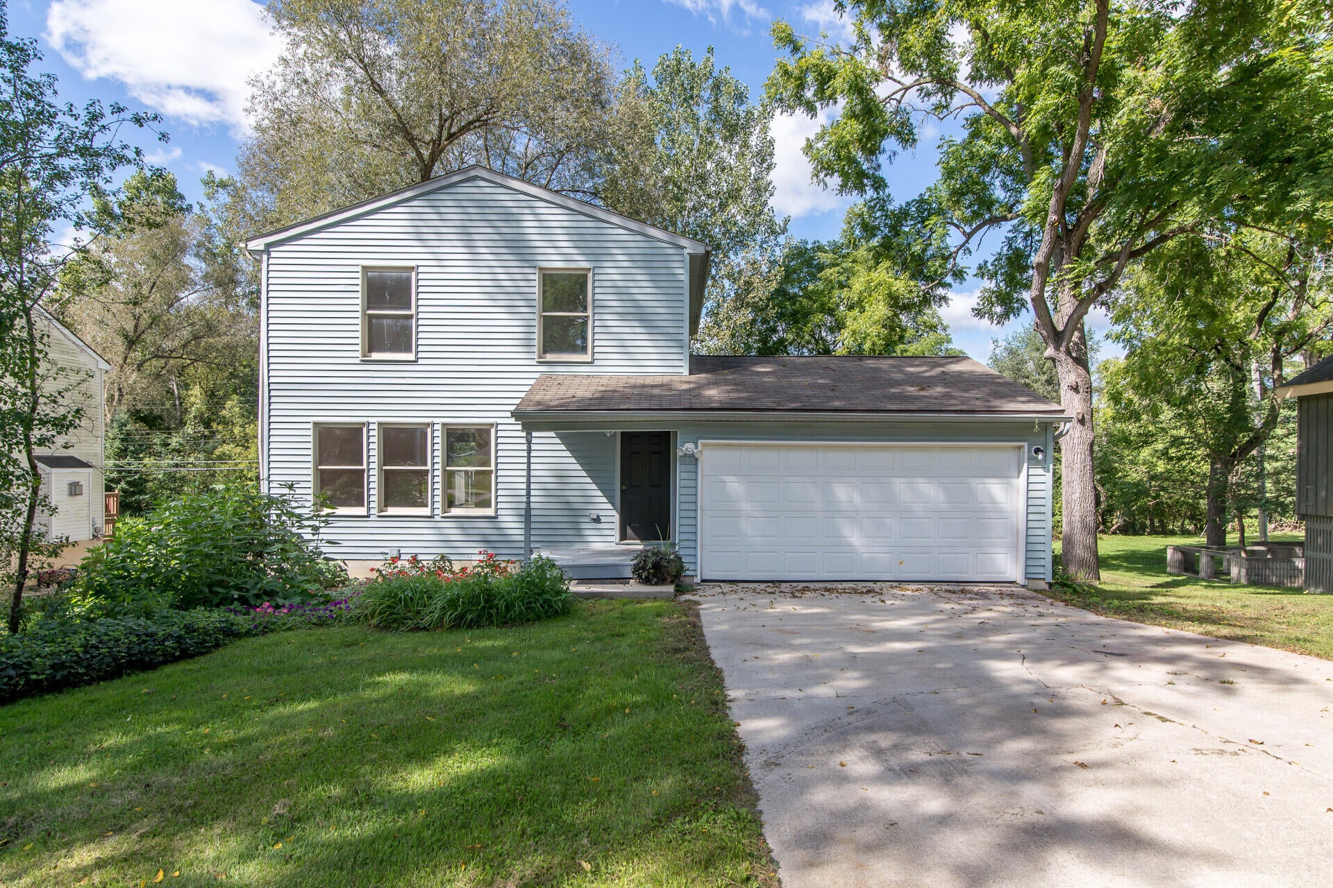 60 Luella Avenue