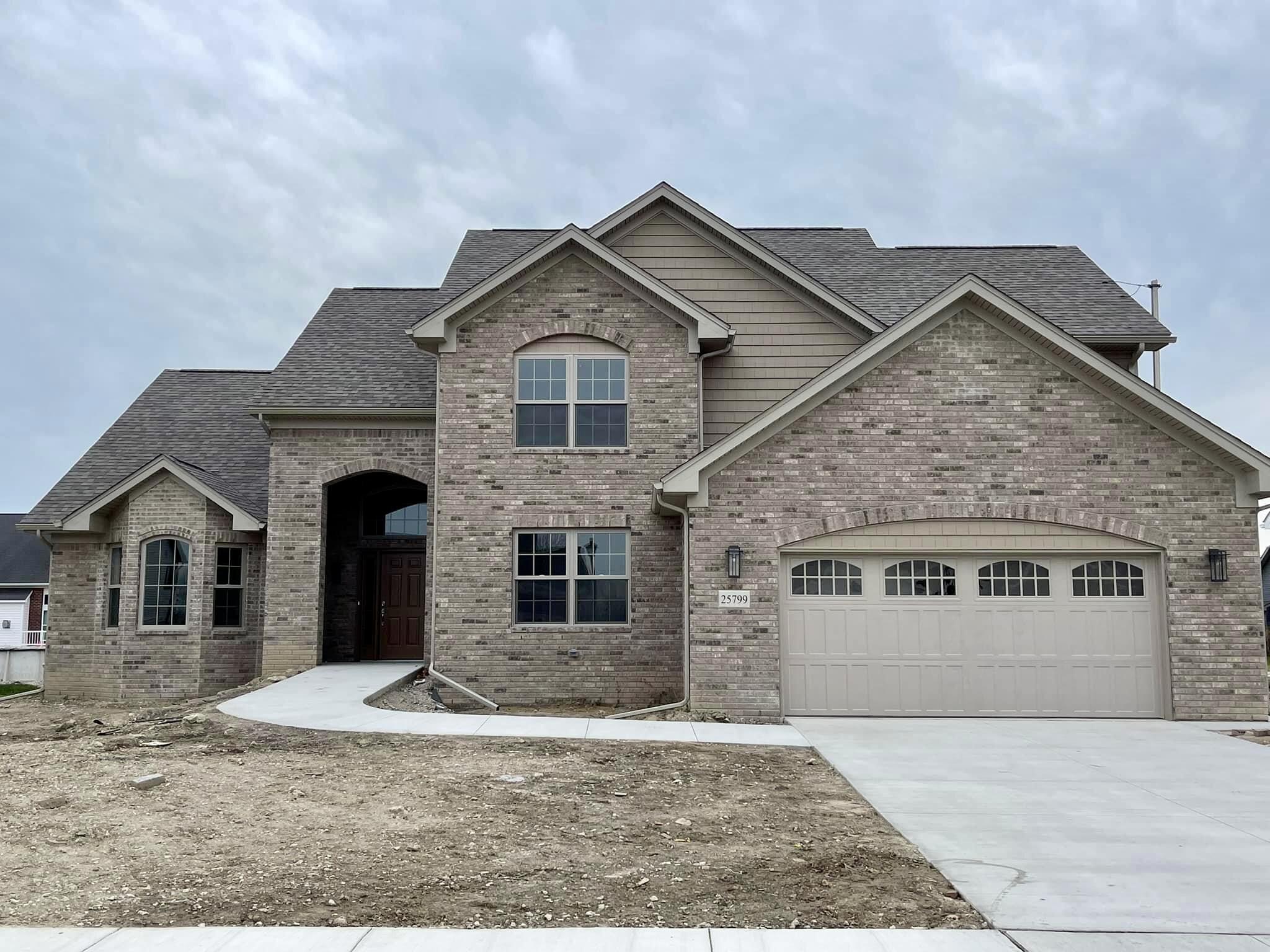20015 Fountain View Lane