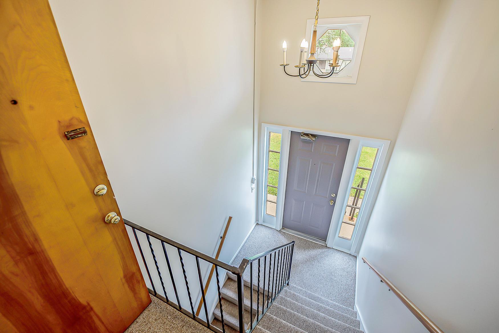 1670 Tudor Drive