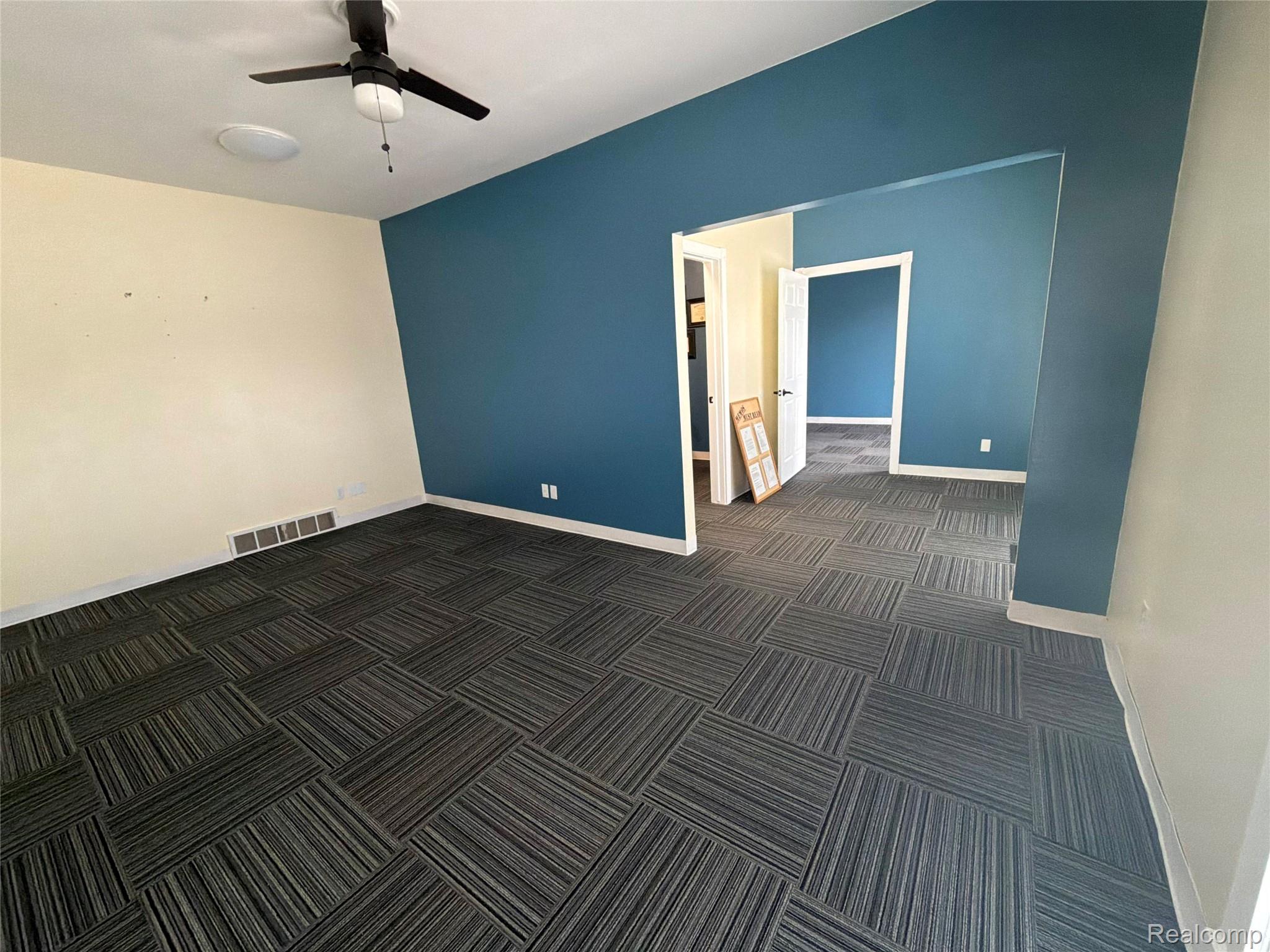 8445 S Saginaw Street 104