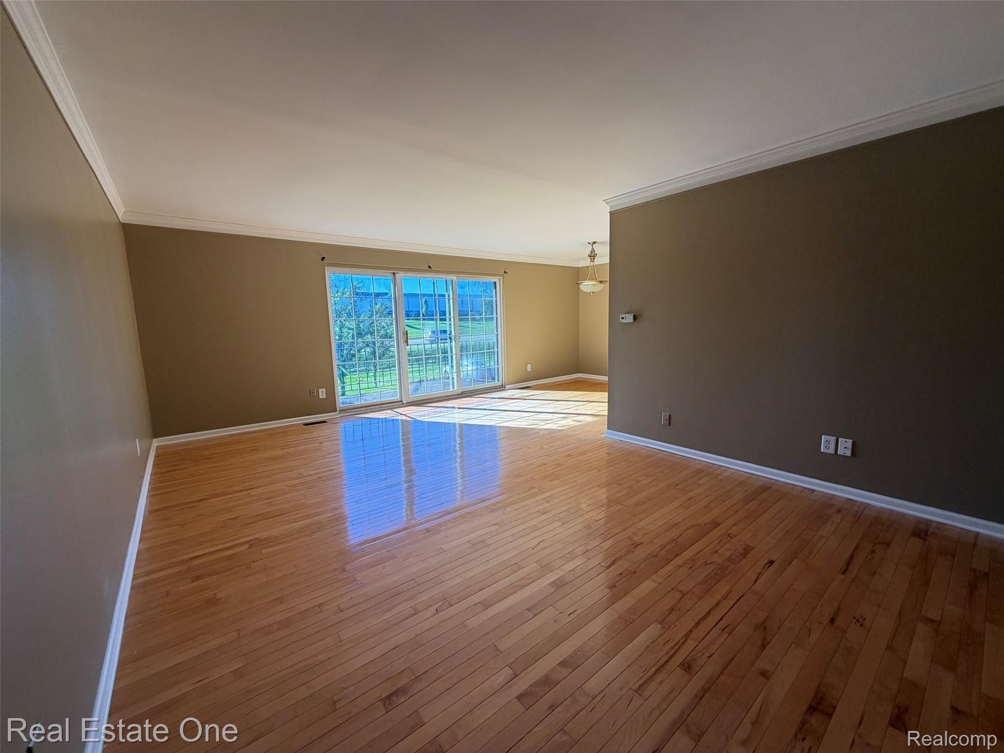 430 N Fox Hills Drive N #5 up