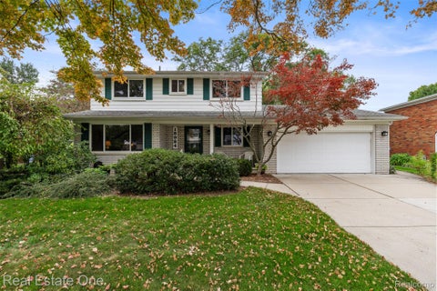 Photo for 18984 Briarwood Lane