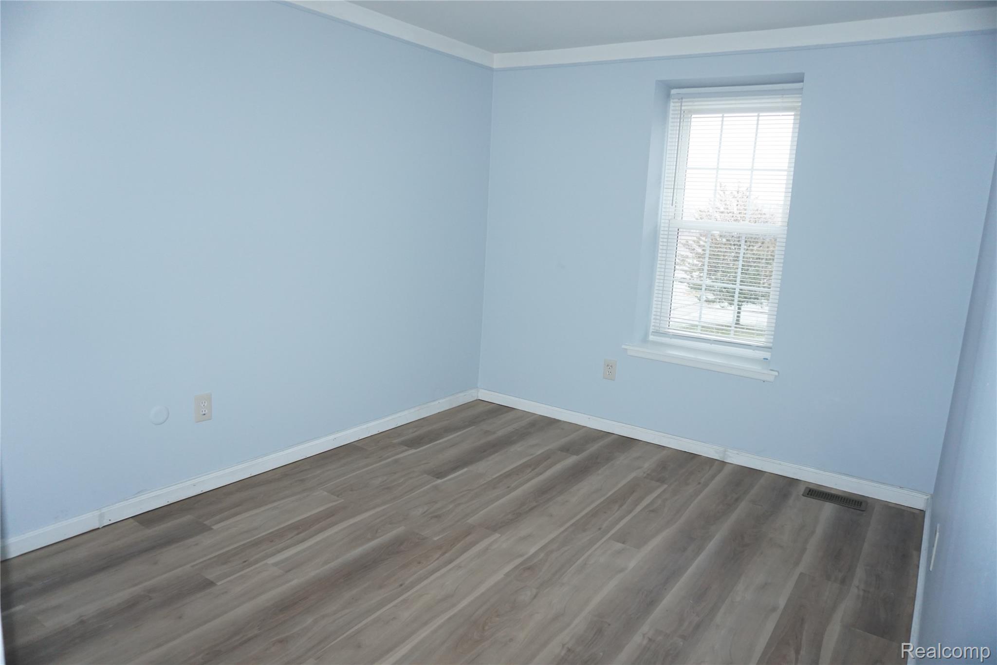 Clinton Charter Township, Michigan 48036, United States, 3 Bedrooms Bedrooms, ,2 BathroomsBathrooms,Residential,Coming Soon,241727