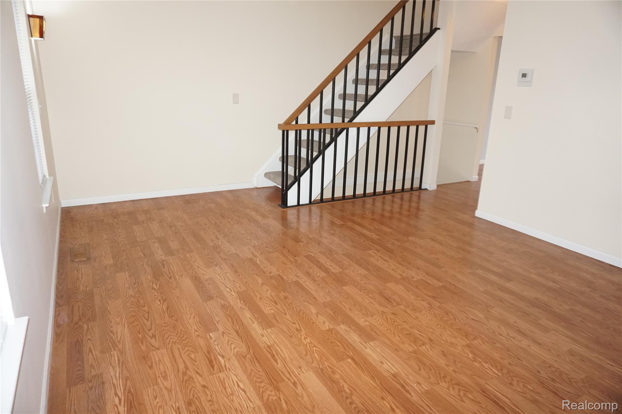 Clinton Charter Township, Michigan 48036, United States, 3 Bedrooms Bedrooms, ,2 BathroomsBathrooms,Residential,Coming Soon,241727