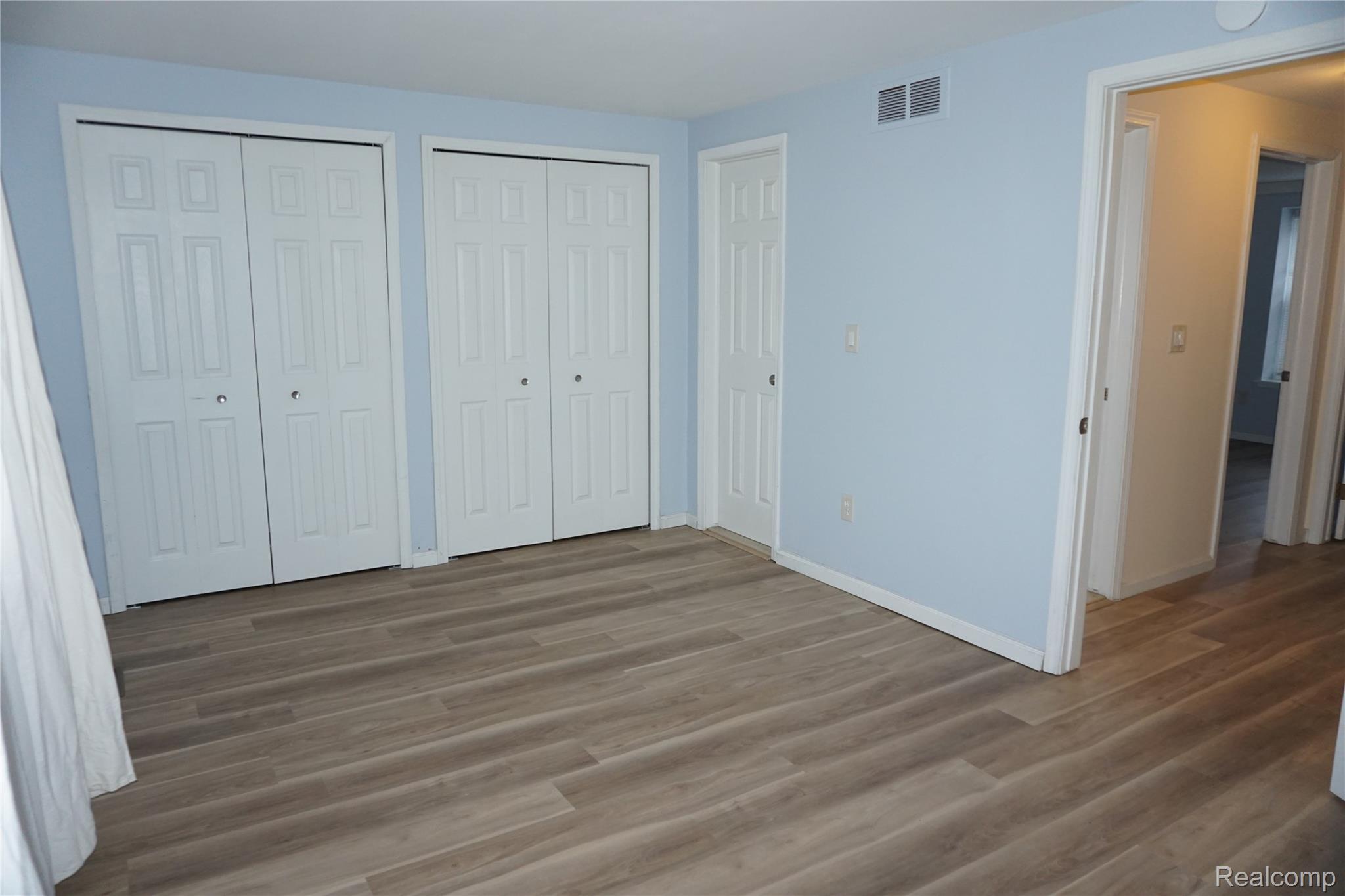 Clinton Charter Township, Michigan 48036, United States, 3 Bedrooms Bedrooms, ,2 BathroomsBathrooms,Residential,Coming Soon,241727