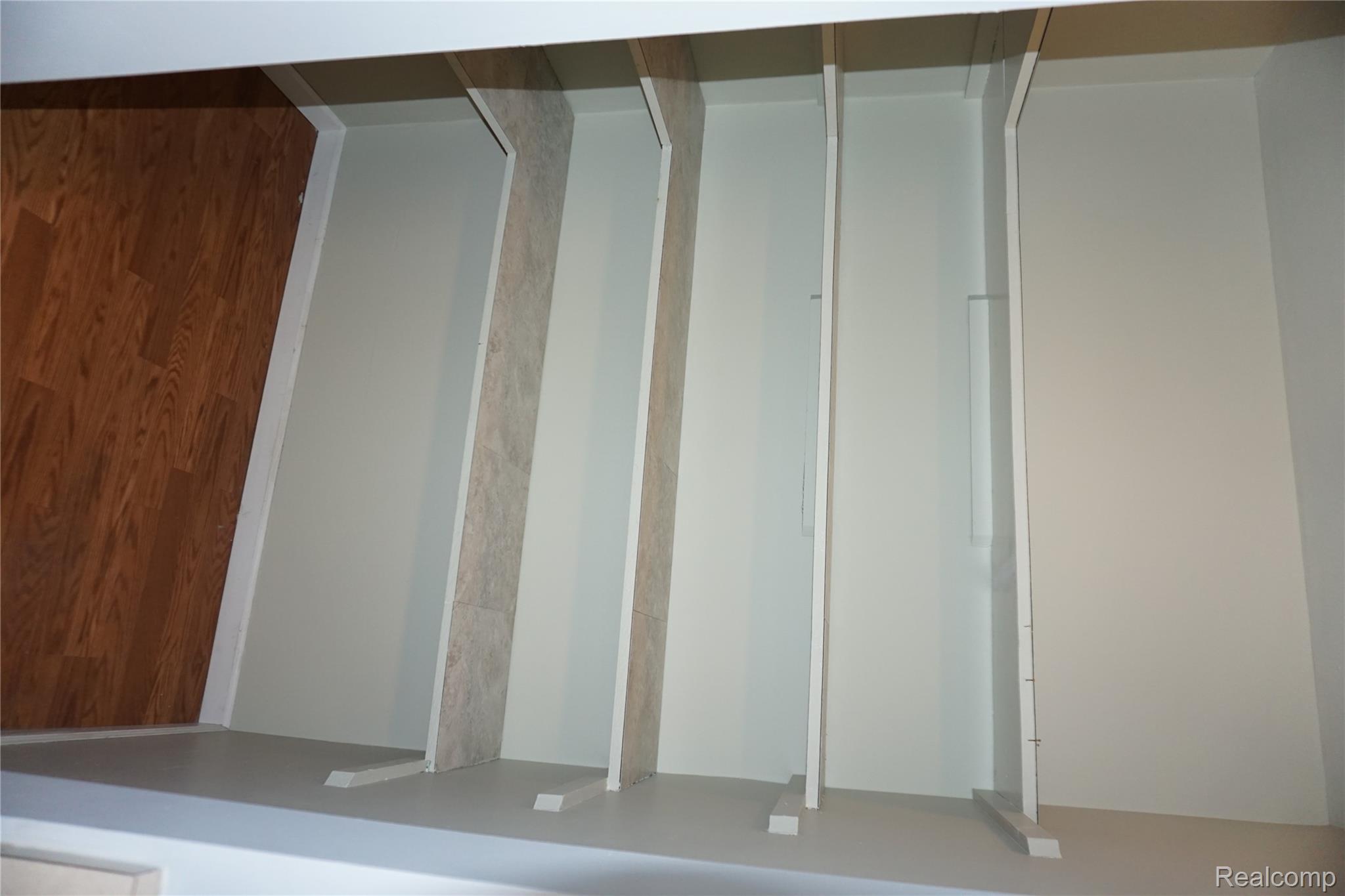 Clinton Charter Township, Michigan 48036, United States, 3 Bedrooms Bedrooms, ,2 BathroomsBathrooms,Residential,Coming Soon,241727