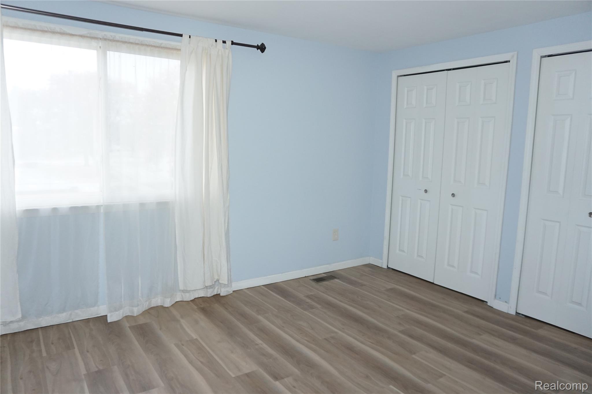 Clinton Charter Township, Michigan 48036, United States, 3 Bedrooms Bedrooms, ,2 BathroomsBathrooms,Residential,Coming Soon,241727