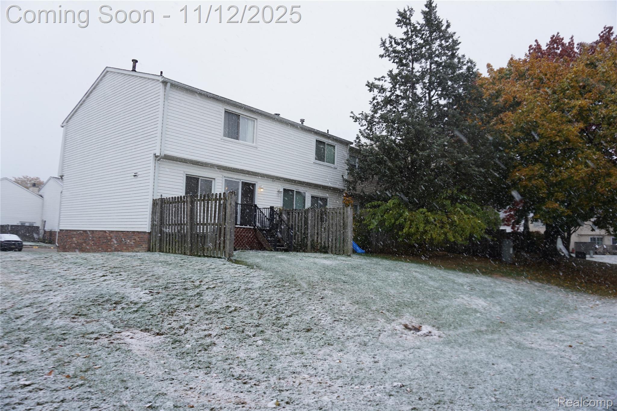 Clinton Charter Township, Michigan 48036, United States, 3 Bedrooms Bedrooms, ,2 BathroomsBathrooms,Residential,Coming Soon,241727