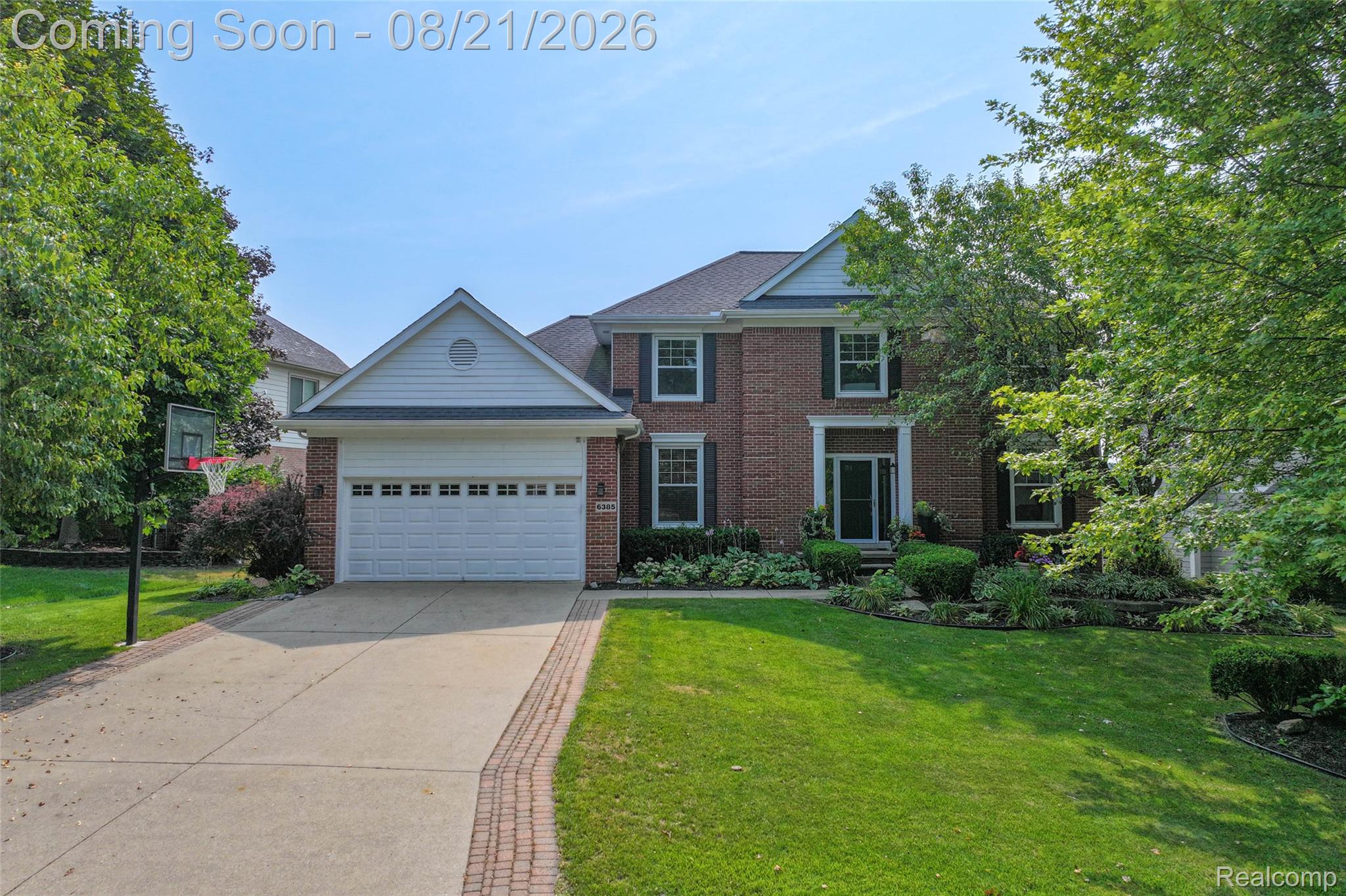6385 Golf View Drive