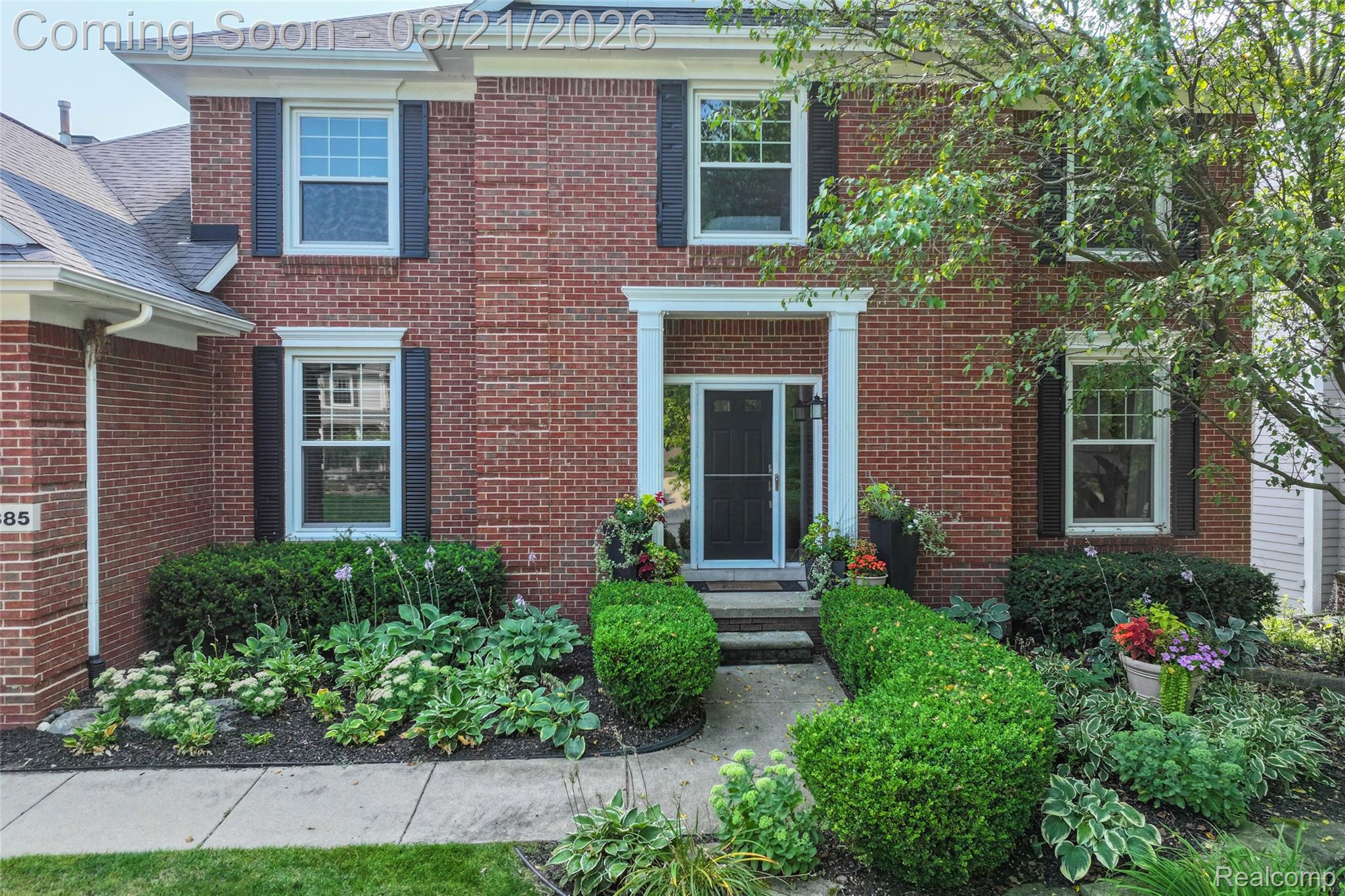 6385 Golf View Drive