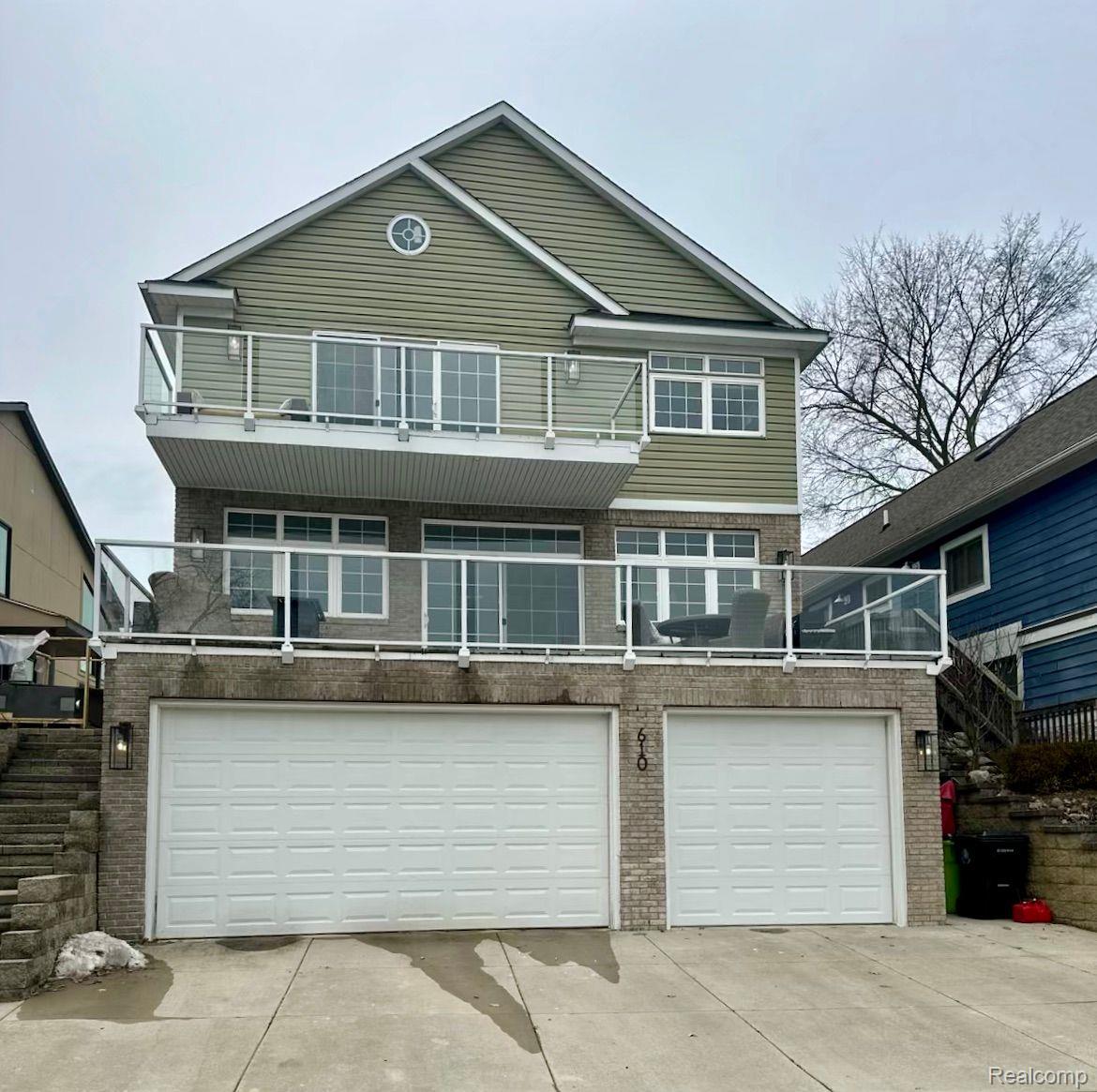 610 LONGPOINTE Drive