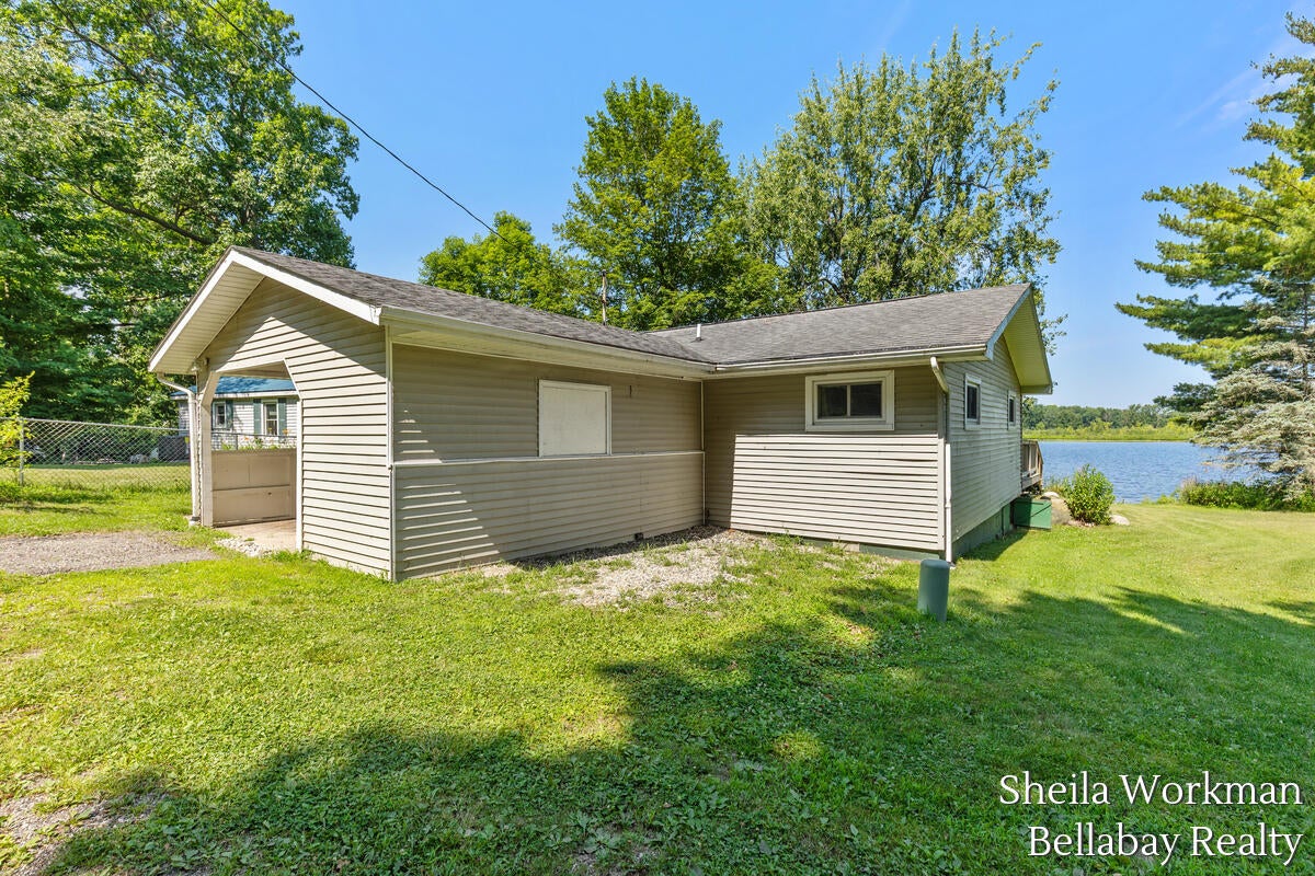 305 Clear Lake Drive