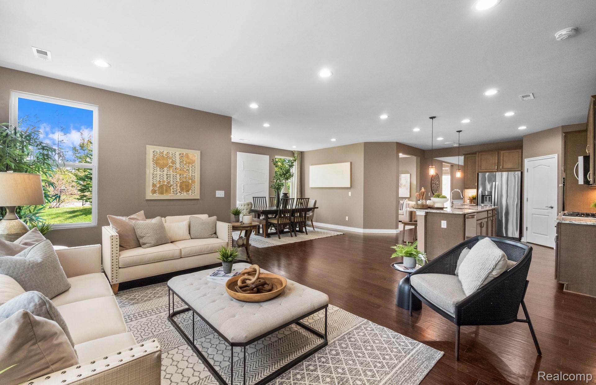 3009 Sheffield Circle