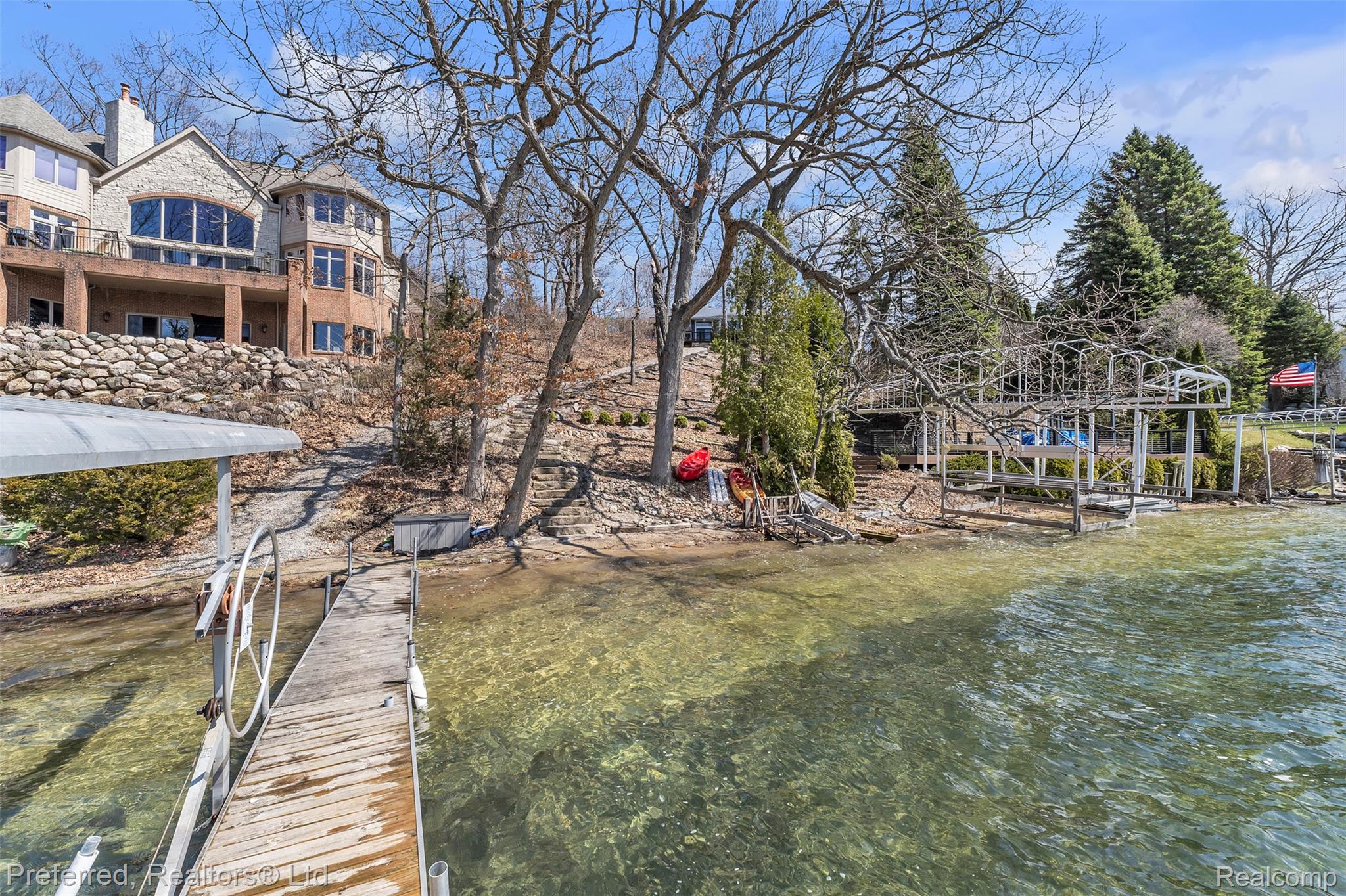 3525 Whitfield Drive
