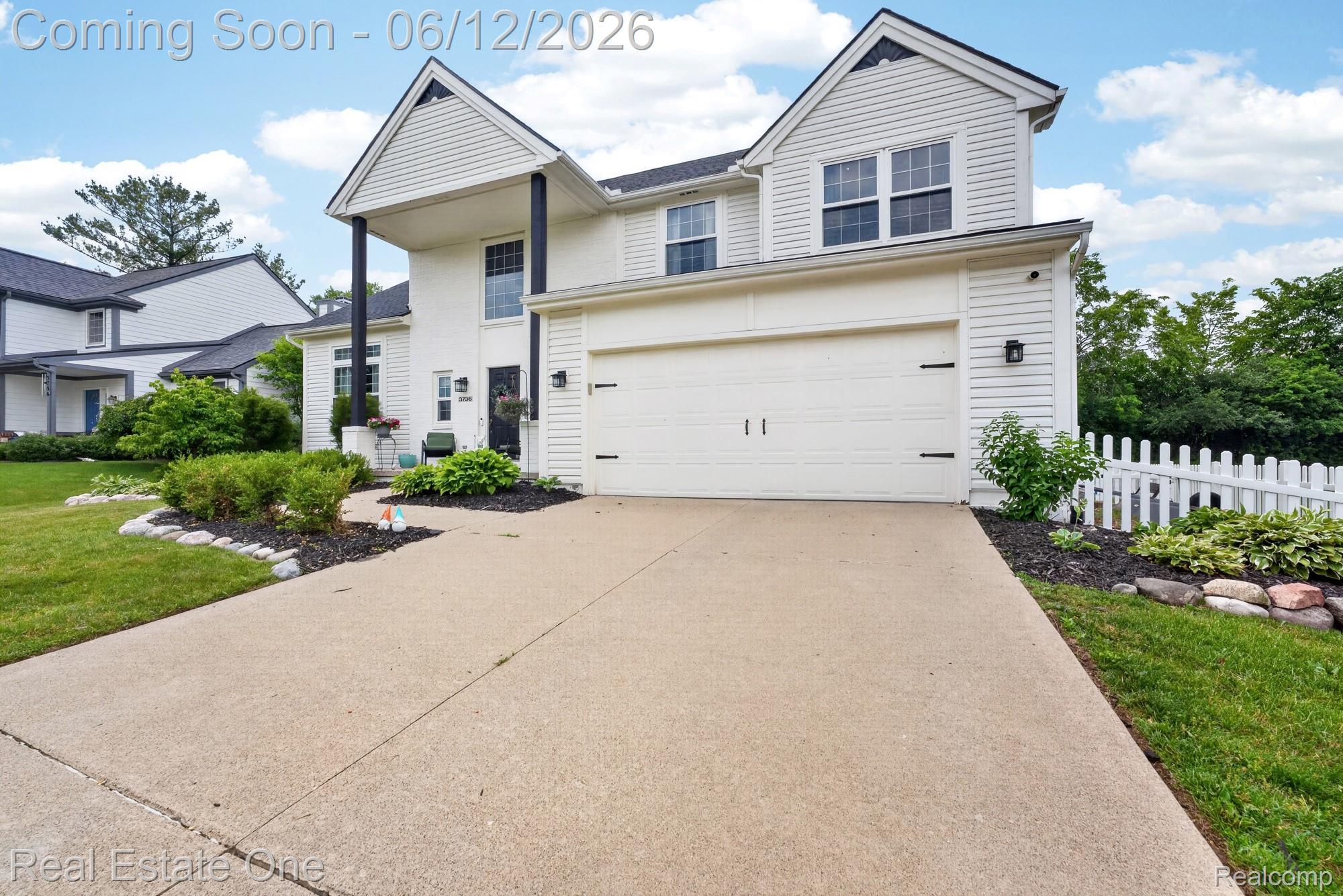 3736 Highlander Way W