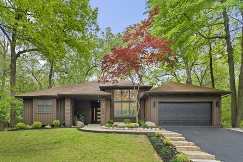 Tiny photo for 4035 Choctaw Trail, Michiana Village, MI 49117 (MLS # 69026025879)