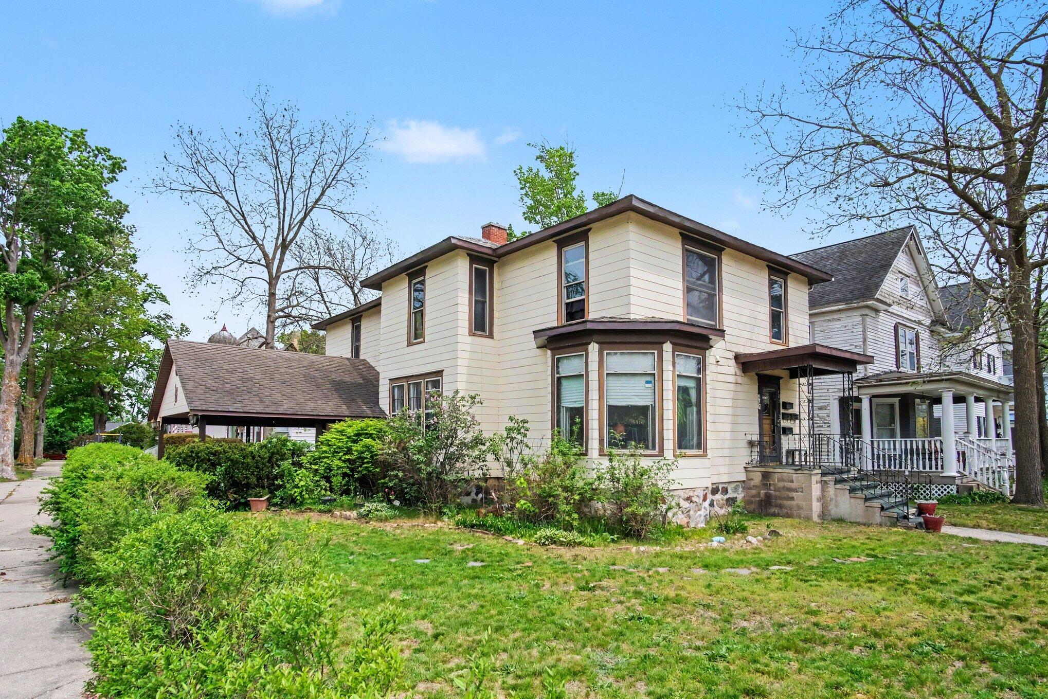 403 Maple Street