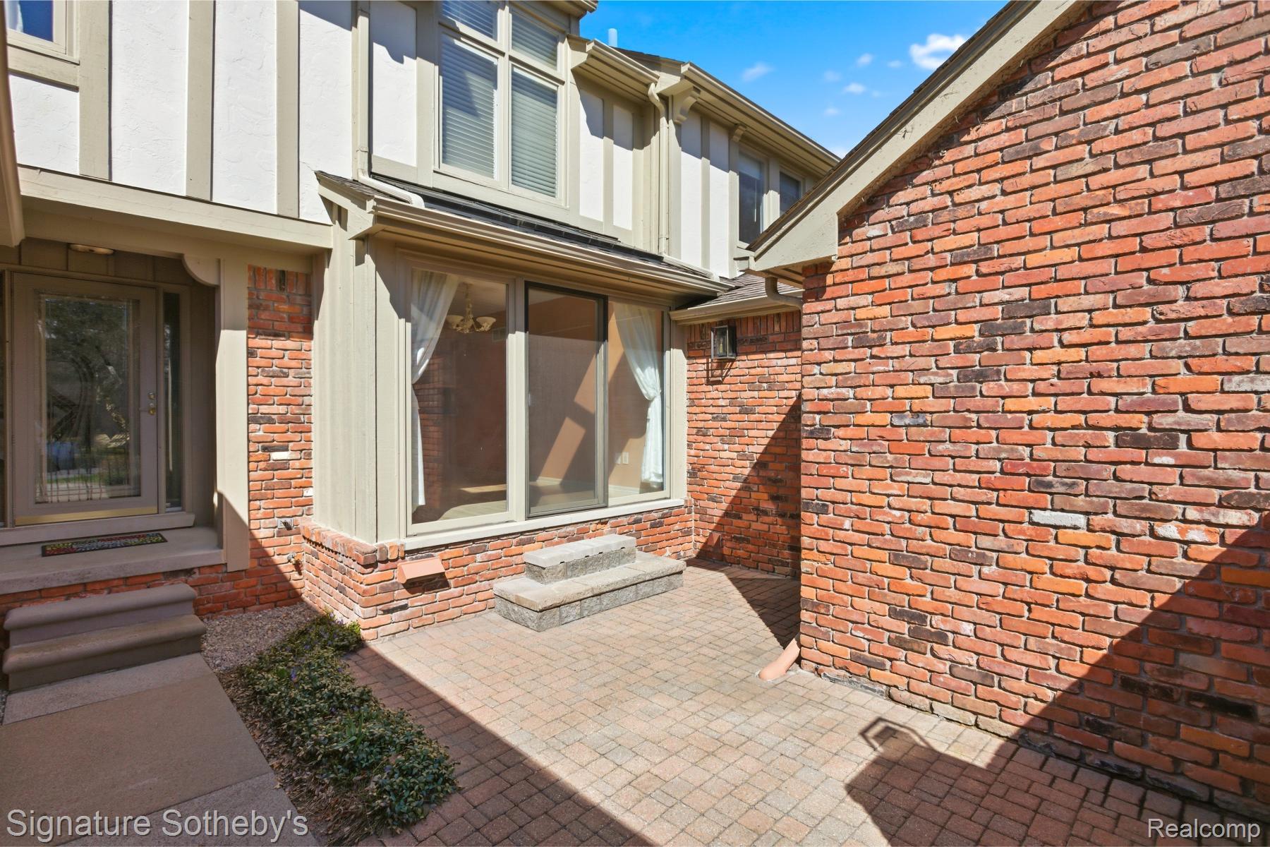 24122 Bingham Pointe Drive 24