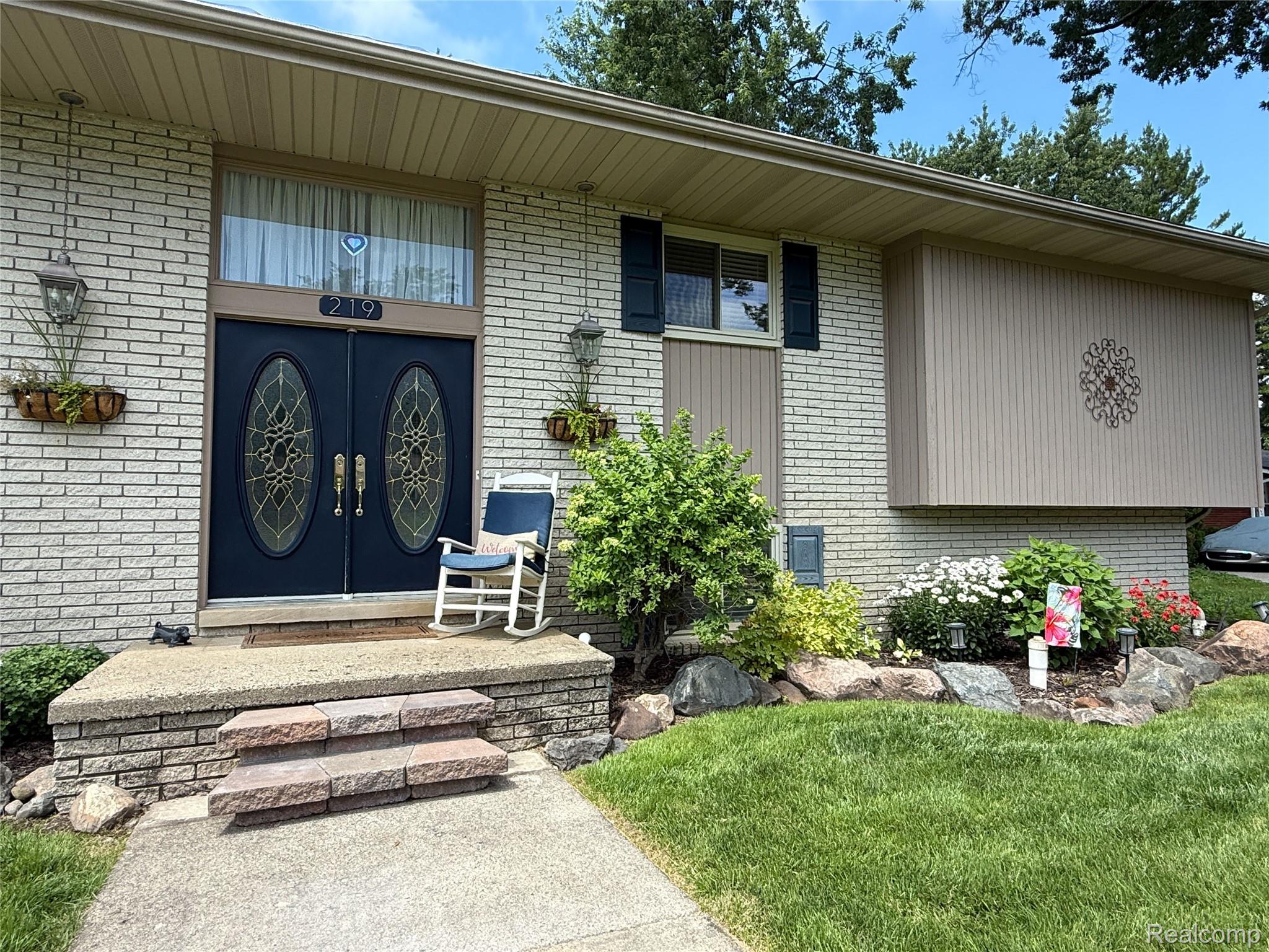 219 Hurondale Drive