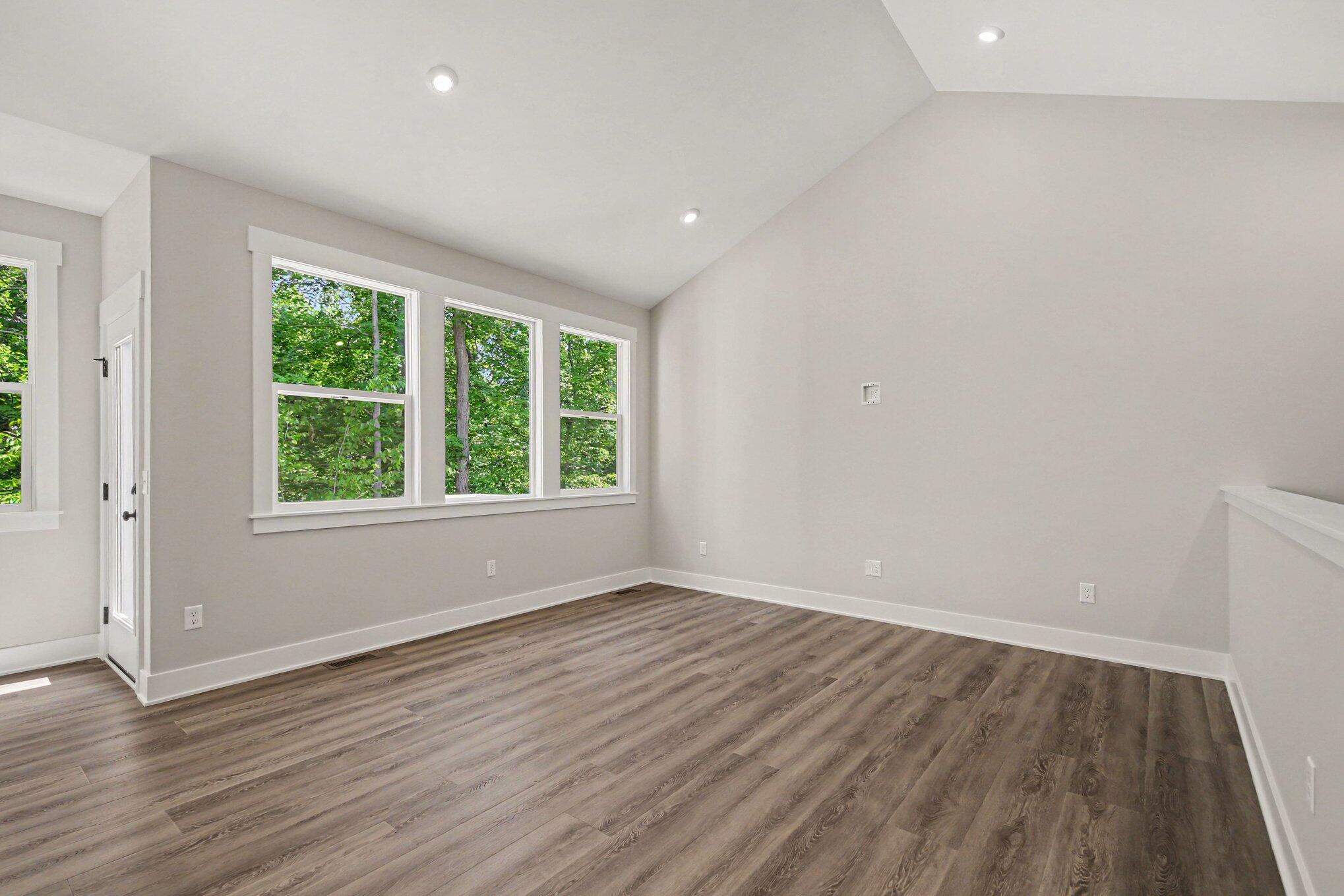 6841 Loggers Ridge Run SE