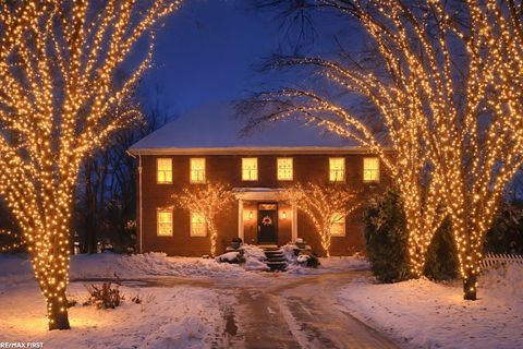 6580 Red Maple Lane Bloomfield Hills City MI 48301