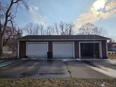 105 Jefferson Street Coleman City MI 48618