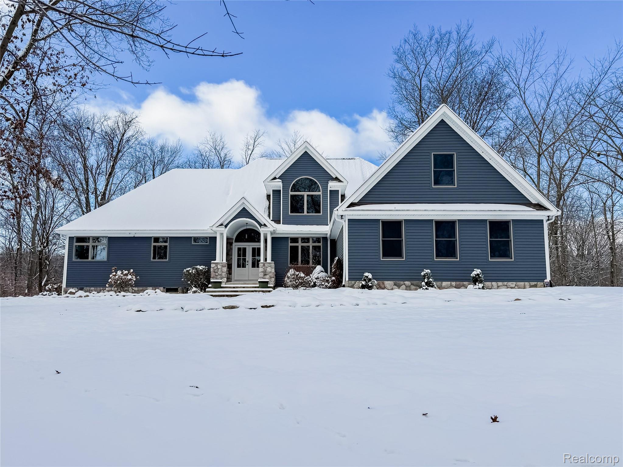 6441 Huron Creek Court