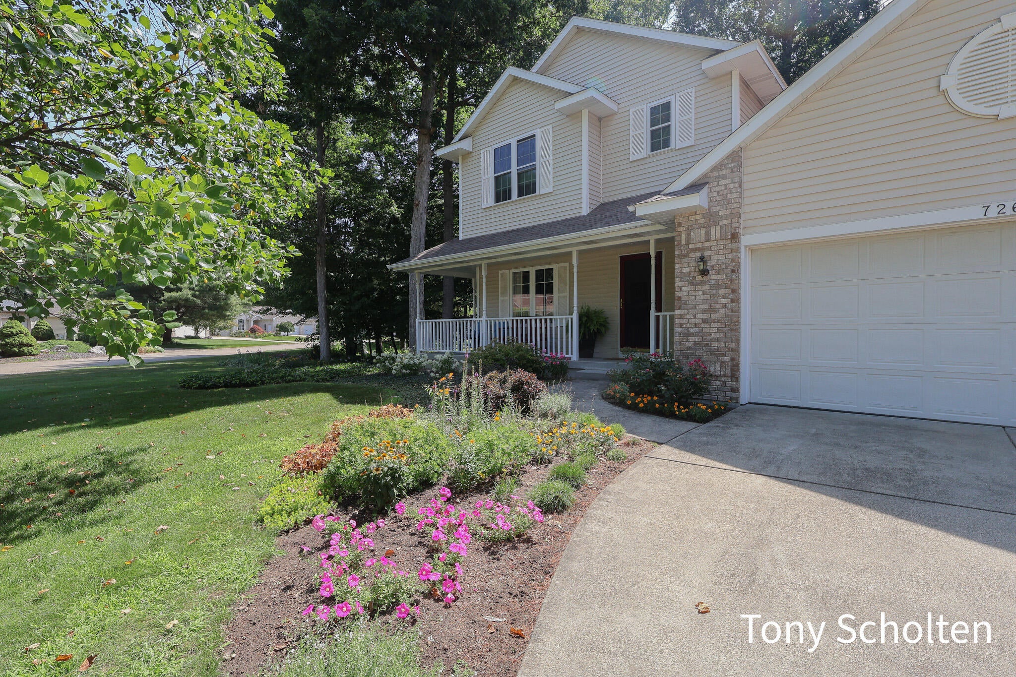 7260 Oaklane Court