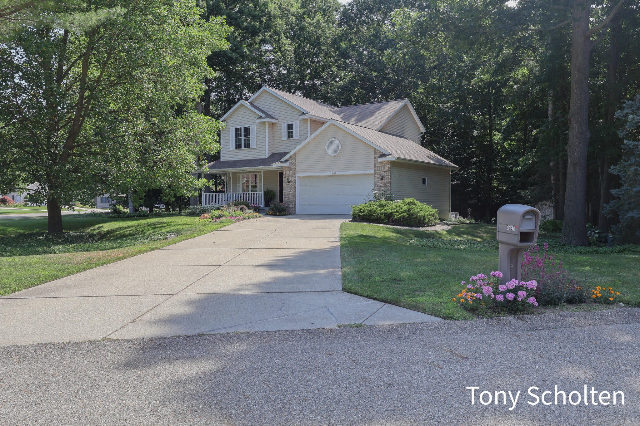 7260 Oaklane Court