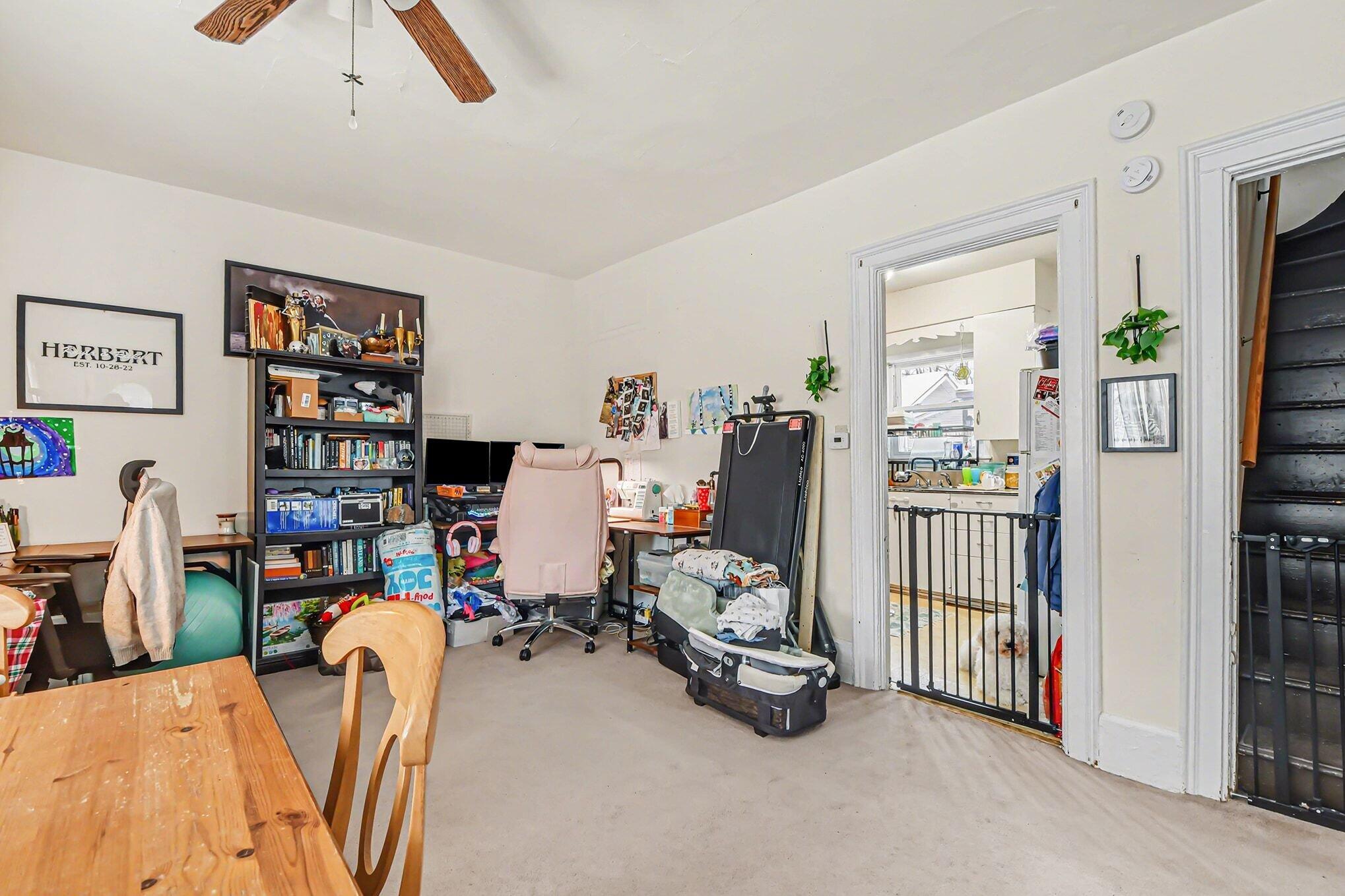 118 N Hudson Street SE