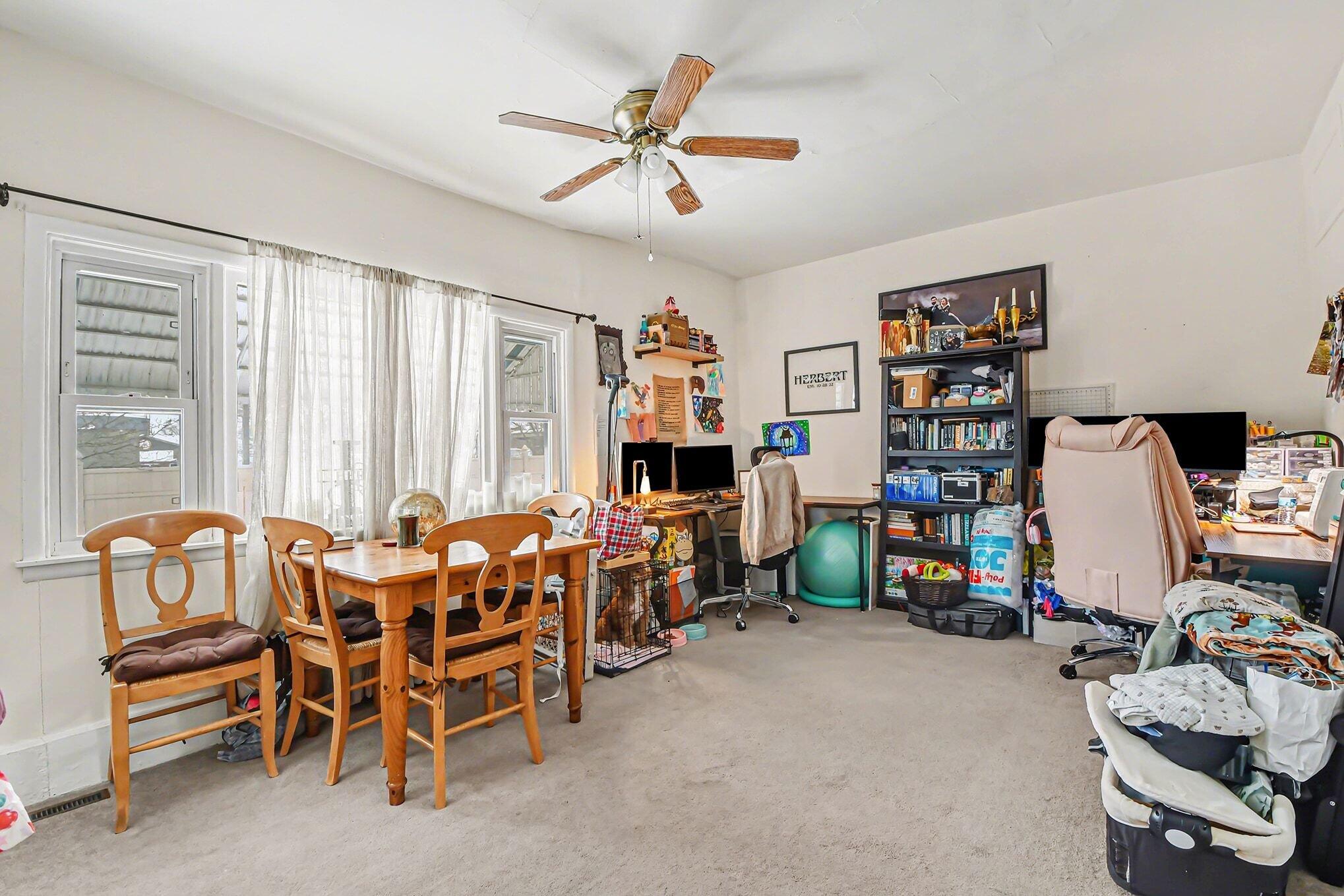 118 N Hudson Street SE