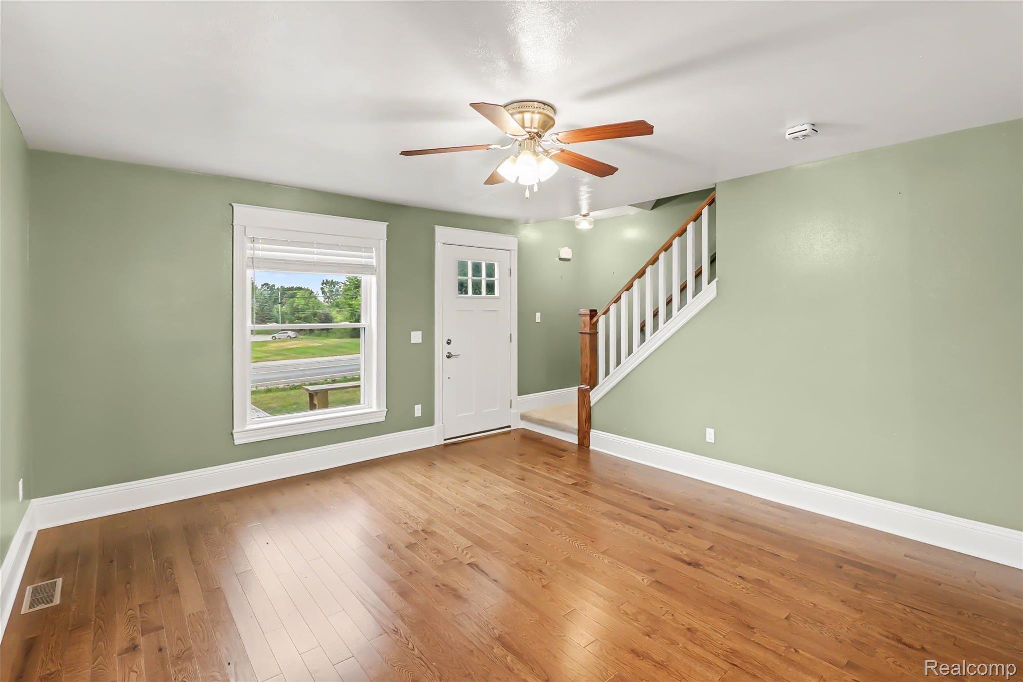 5031 Oakwood Road