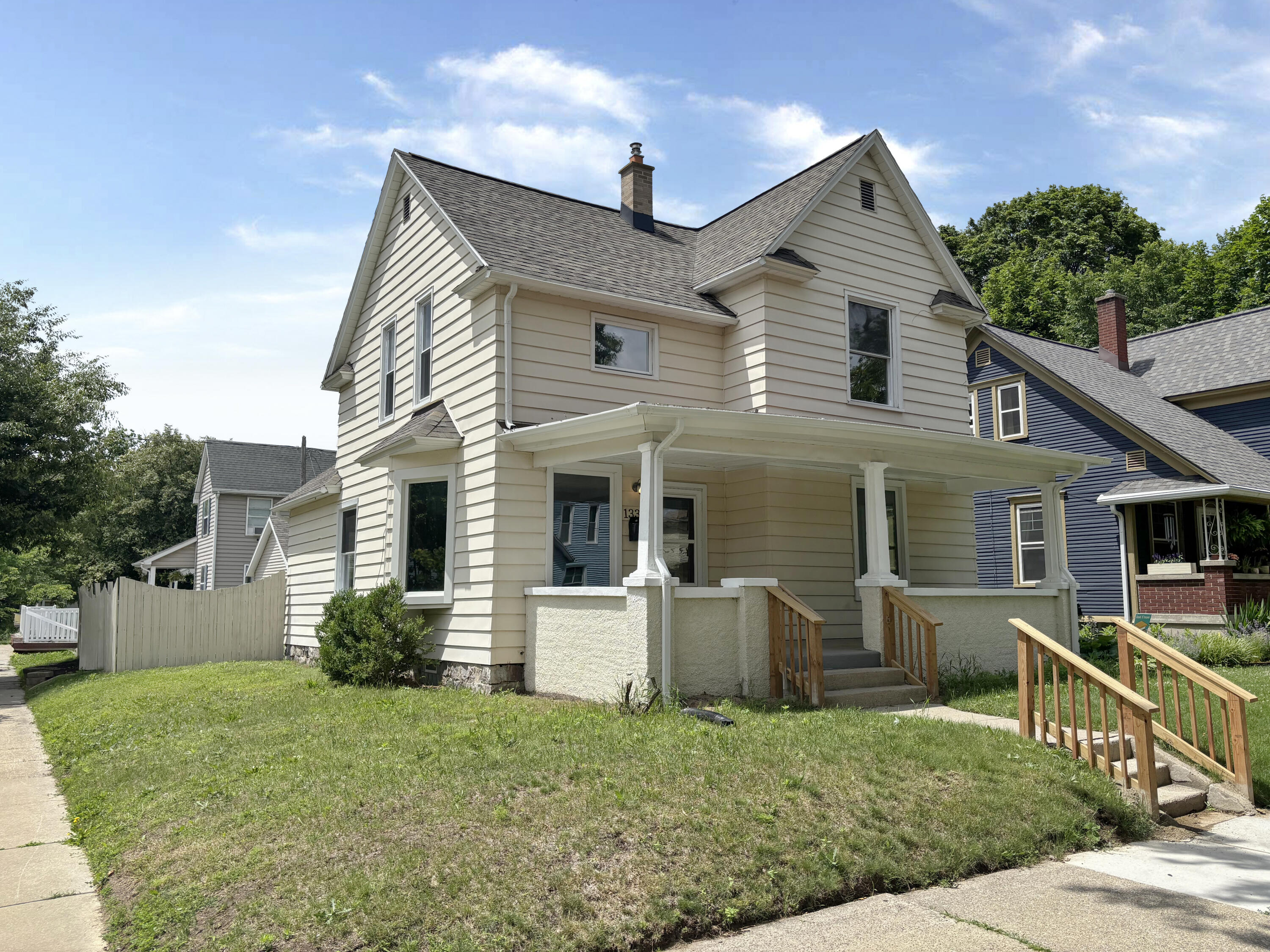 1335 Union Avenue NE