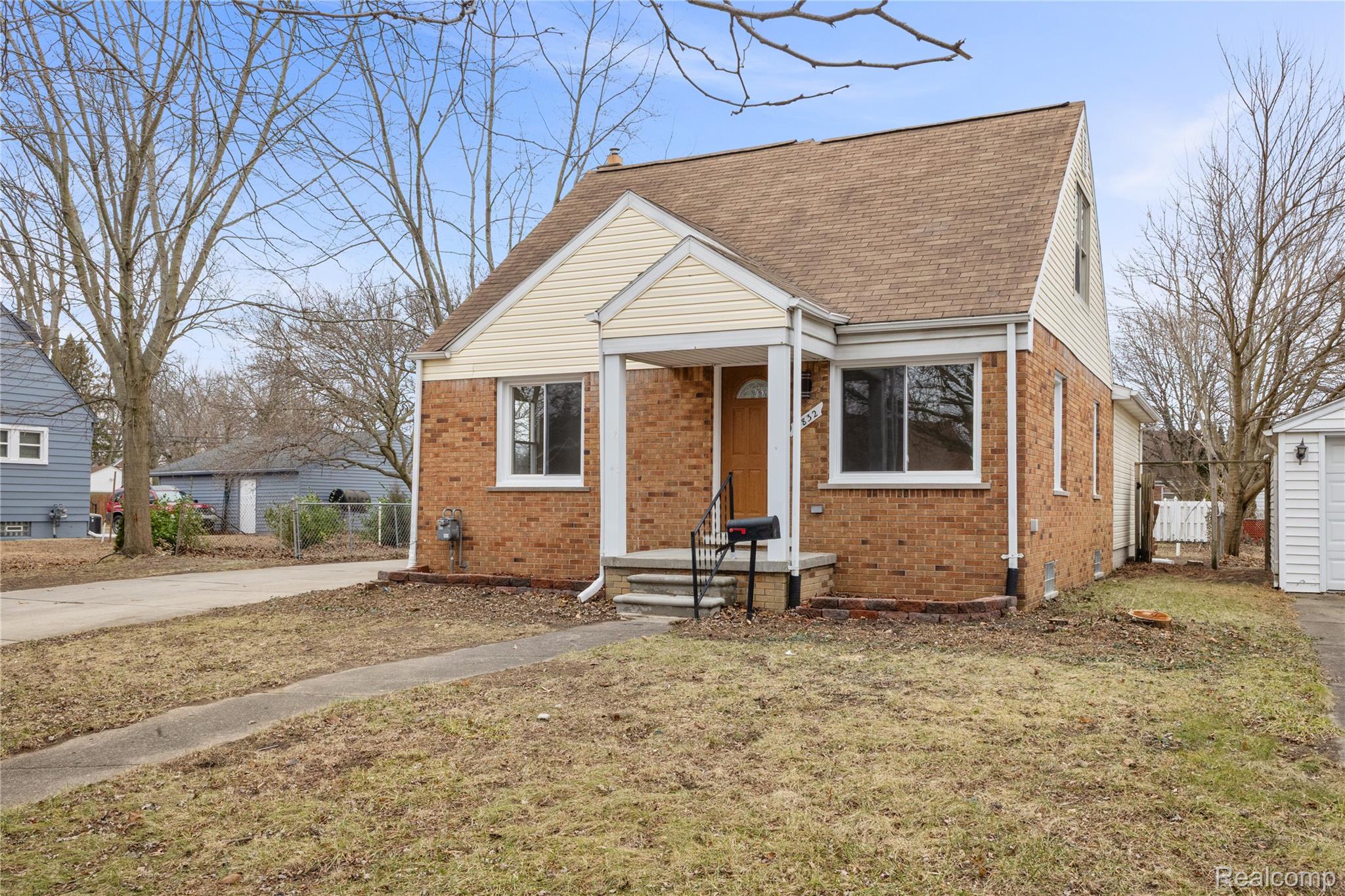 3832 Grindley Park Street