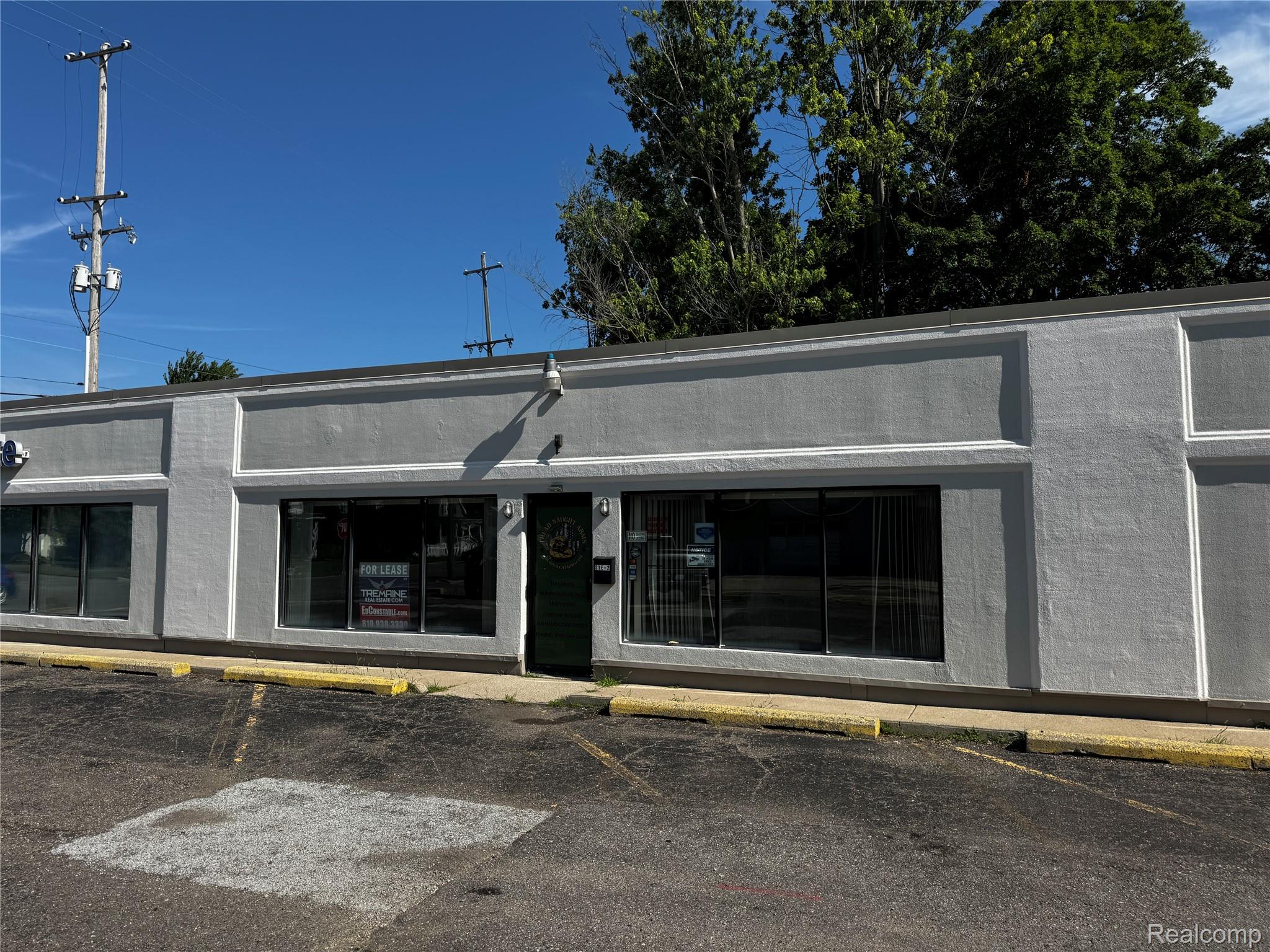 221 S MILL Street 2