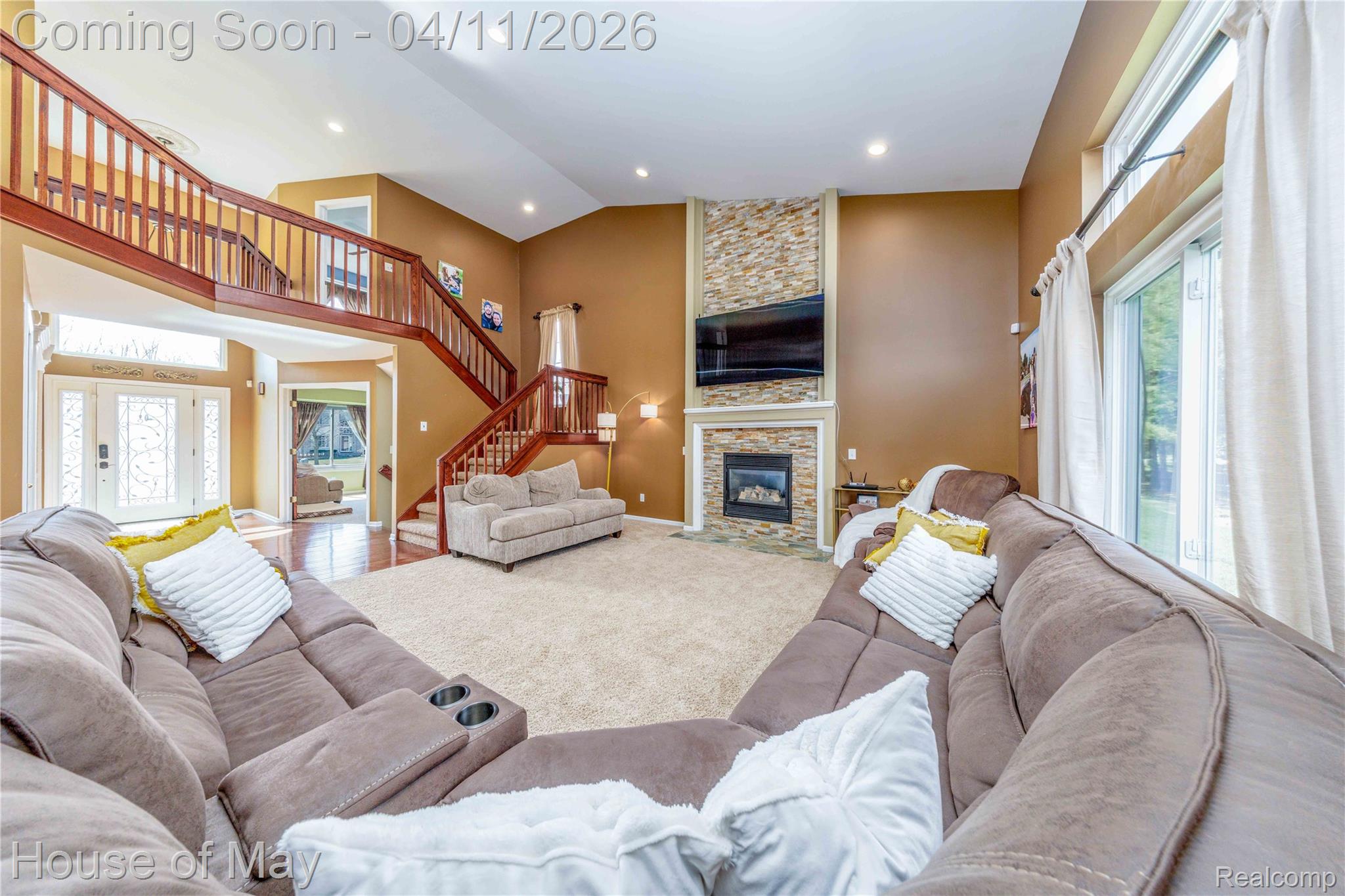 3044 Pheasant Run East Drive