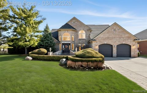 51246 Woodside Drive Macomb Township MI 48042