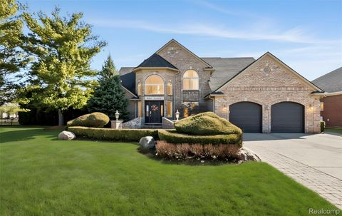 51246 Woodside Drive Macomb Township MI 48042