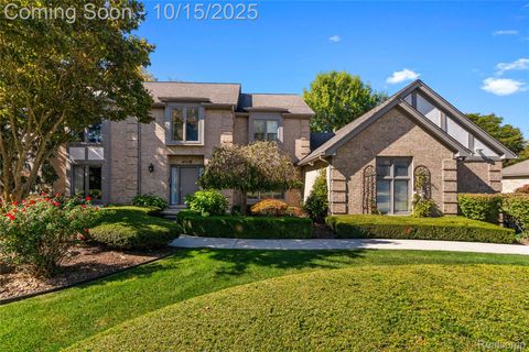 4619 Riverchase Drive Troy City MI 48098