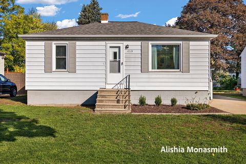 1219 Waverly Avenue Grand Haven City MI 49417