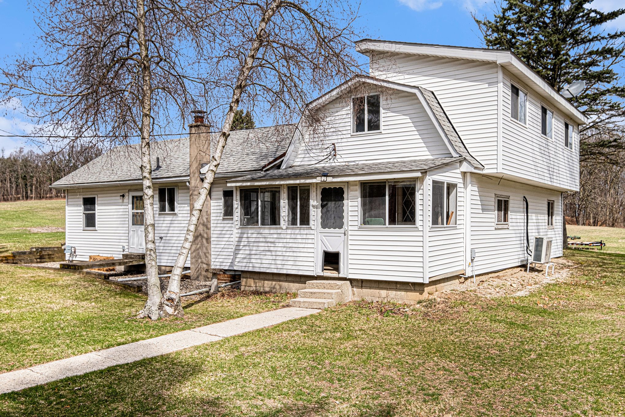 9475 DENTON HILL Road