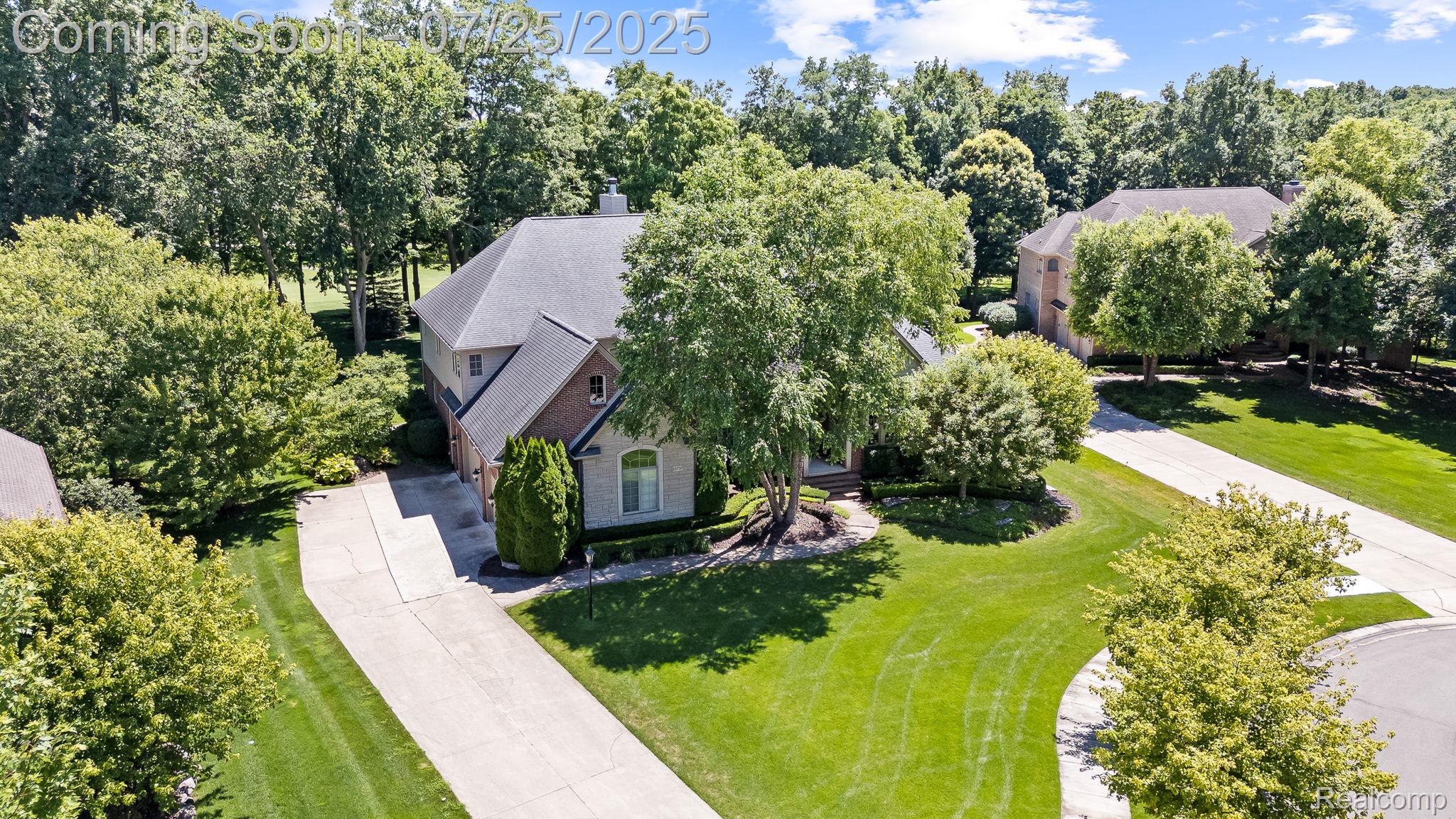 23737 Pointe O Woods Court