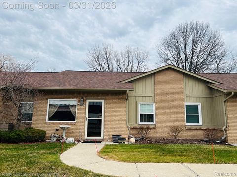 25860 Lira Lane 5 Warren City MI 48089