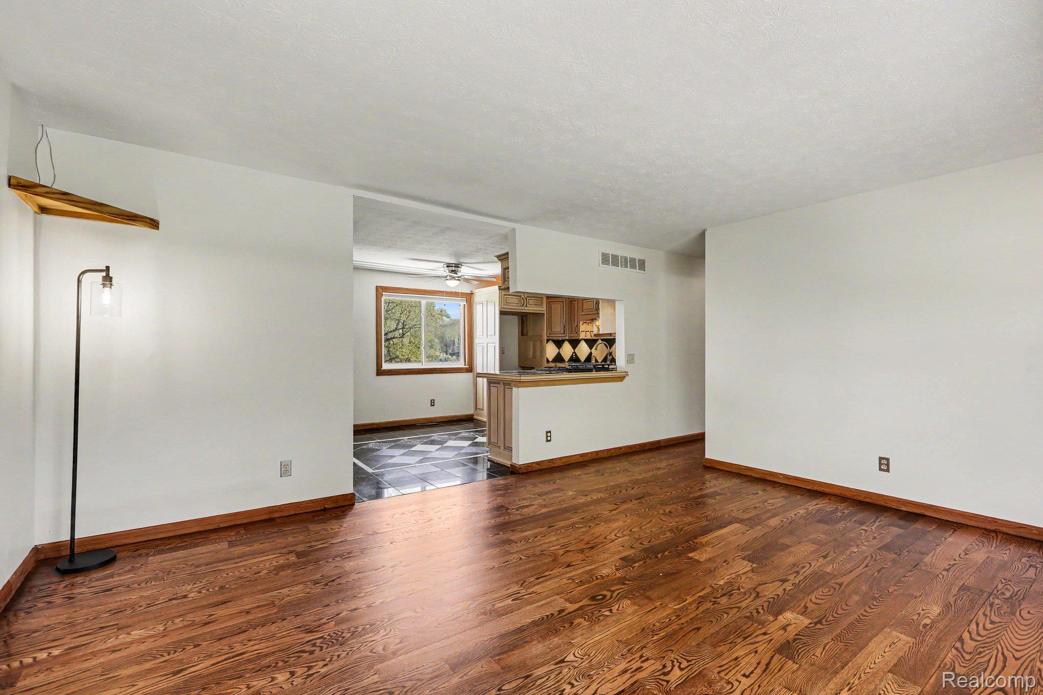 1405 Swarthout Road