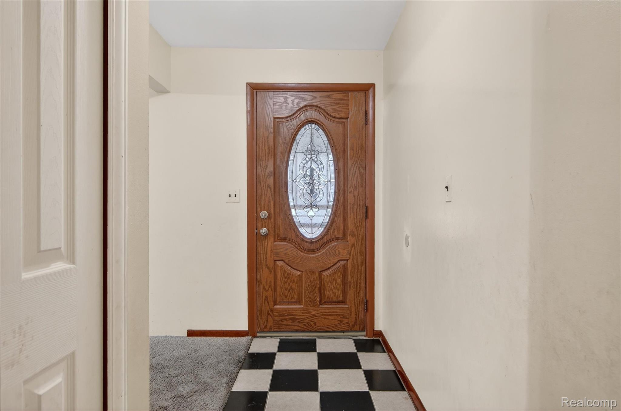 20905 Van Buren Street