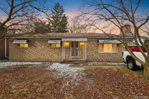 20905 Van Buren Street Southfield City MI 48033